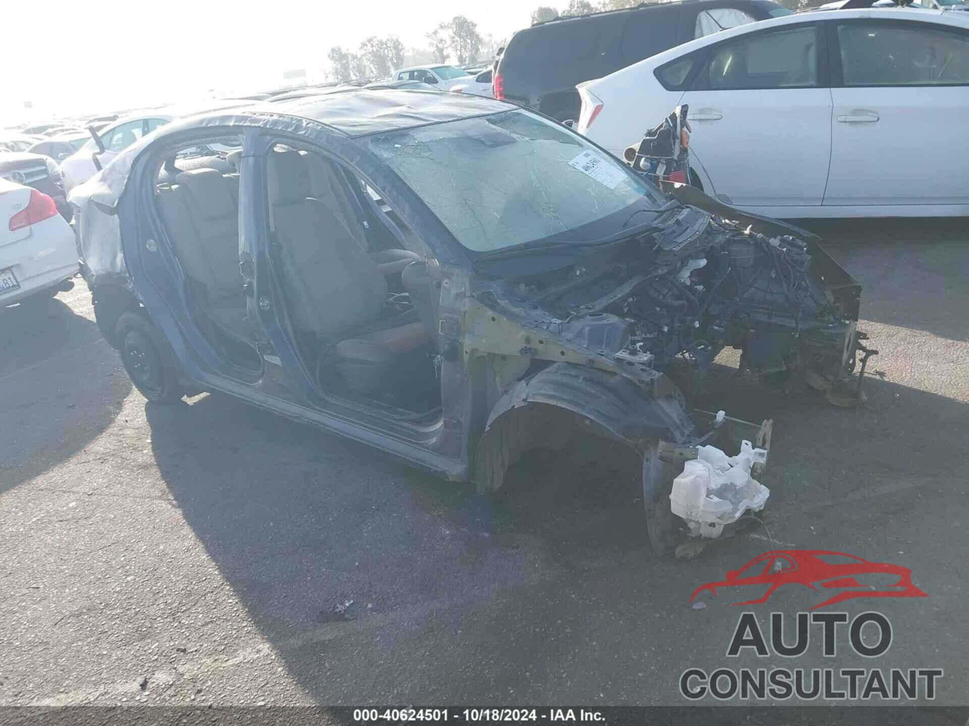 TOYOTA YARIS 2019 - 3MYDLBYV4KY526887