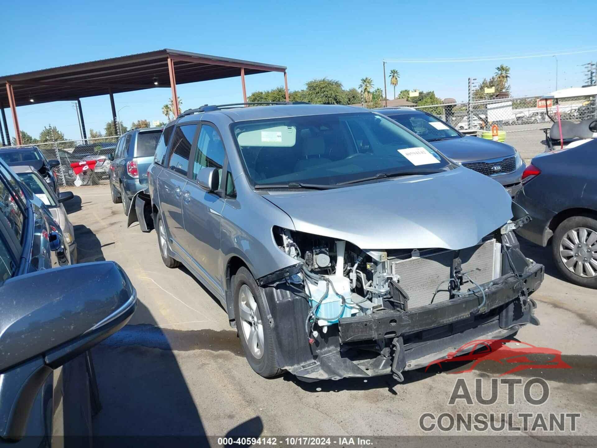 TOYOTA SIENNA 2019 - 5TDKZ3DC6KS989605