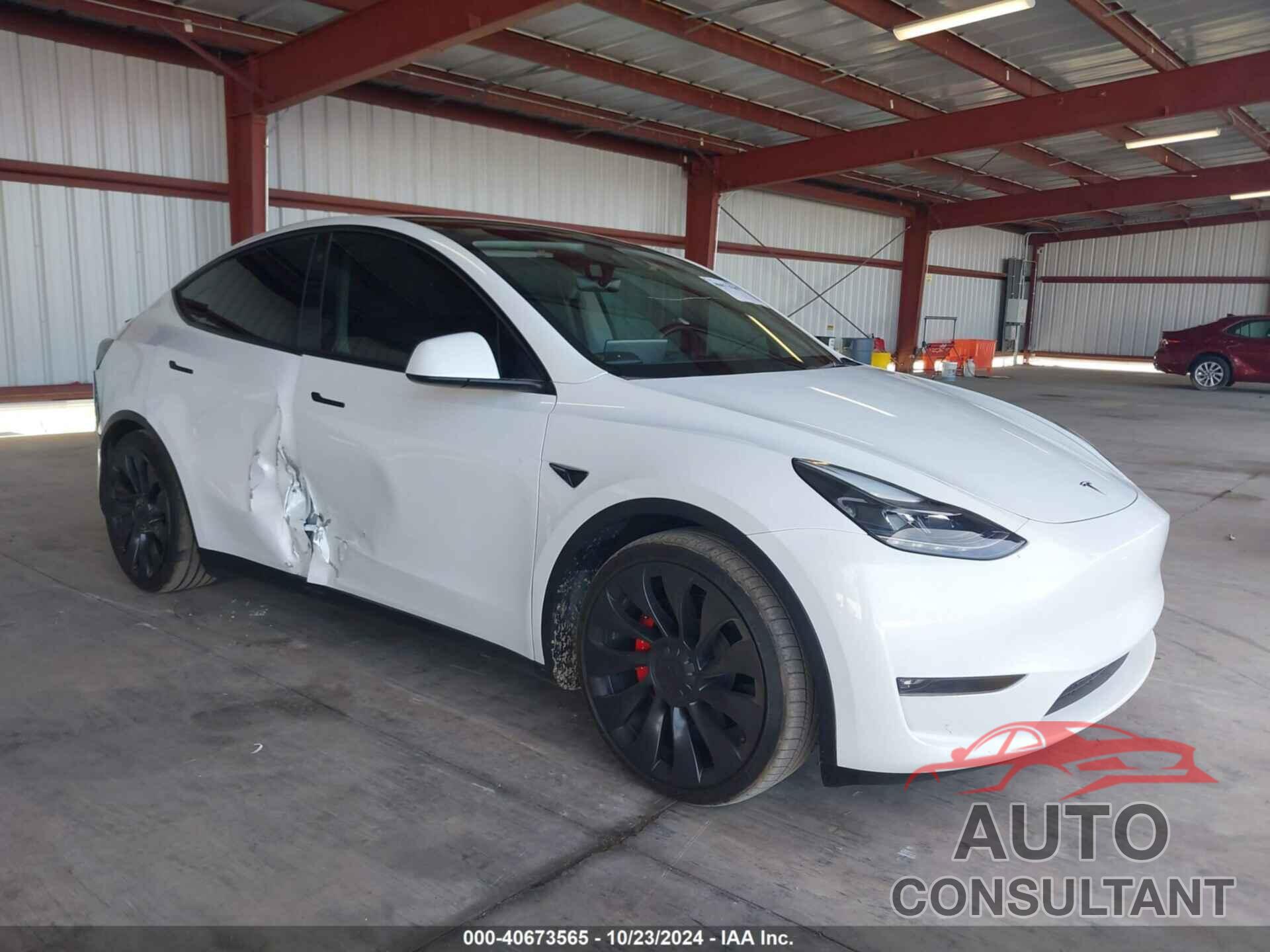 TESLA MODEL Y 2023 - 7SAYGDEF8PF740641