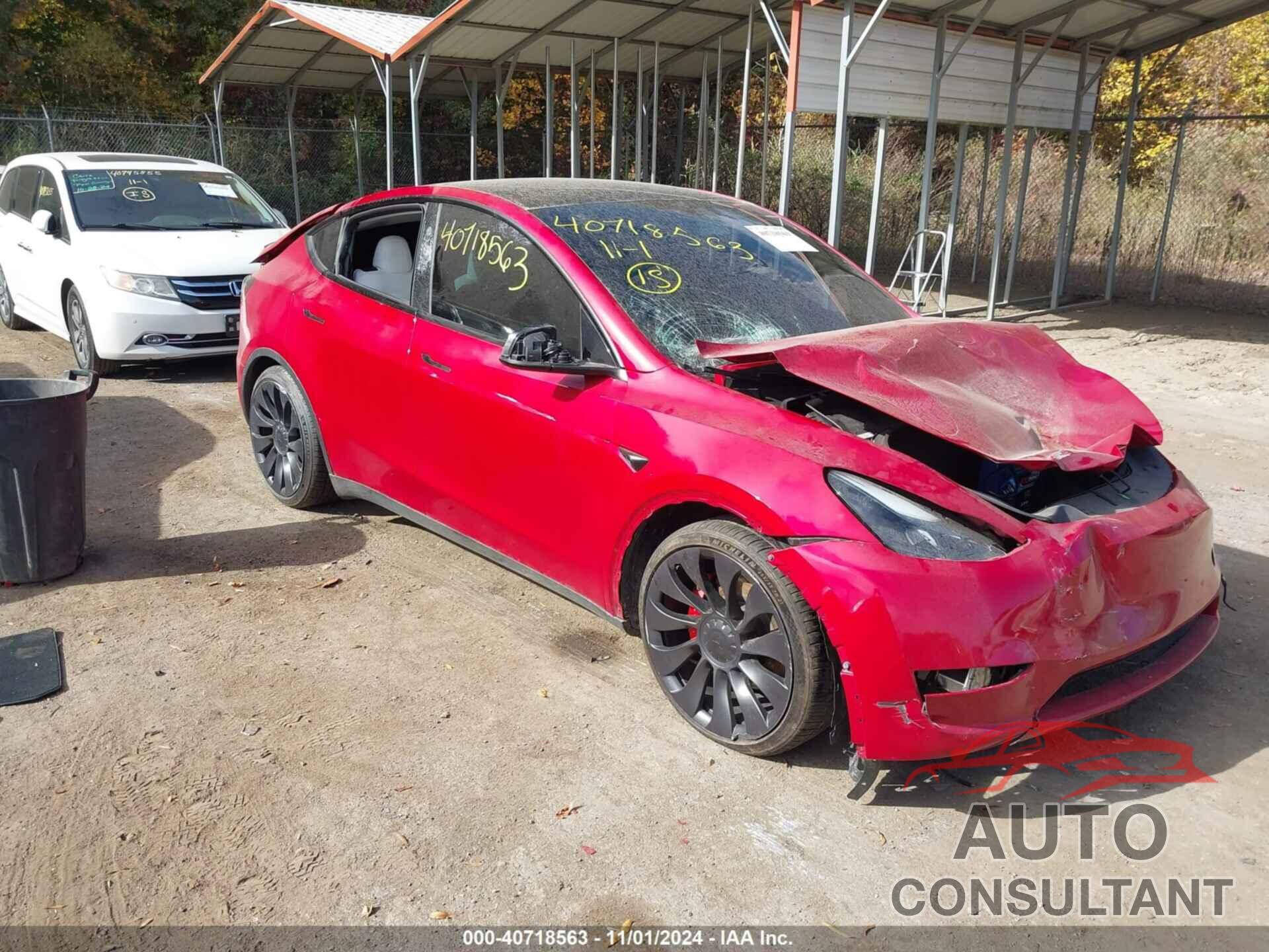 TESLA MODEL Y 2023 - 7SAYGDEF6PF870935