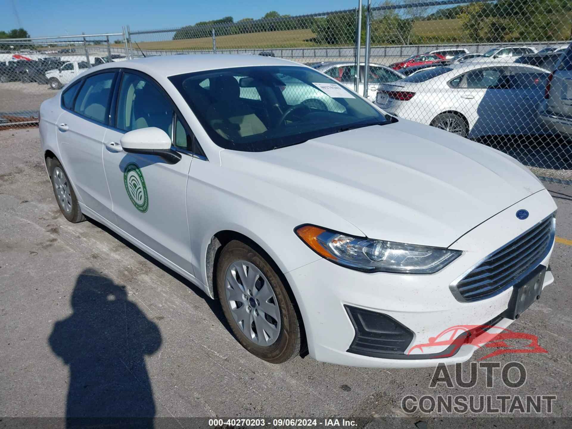 FORD FUSION 2019 - 3FA6P0G78KR151721