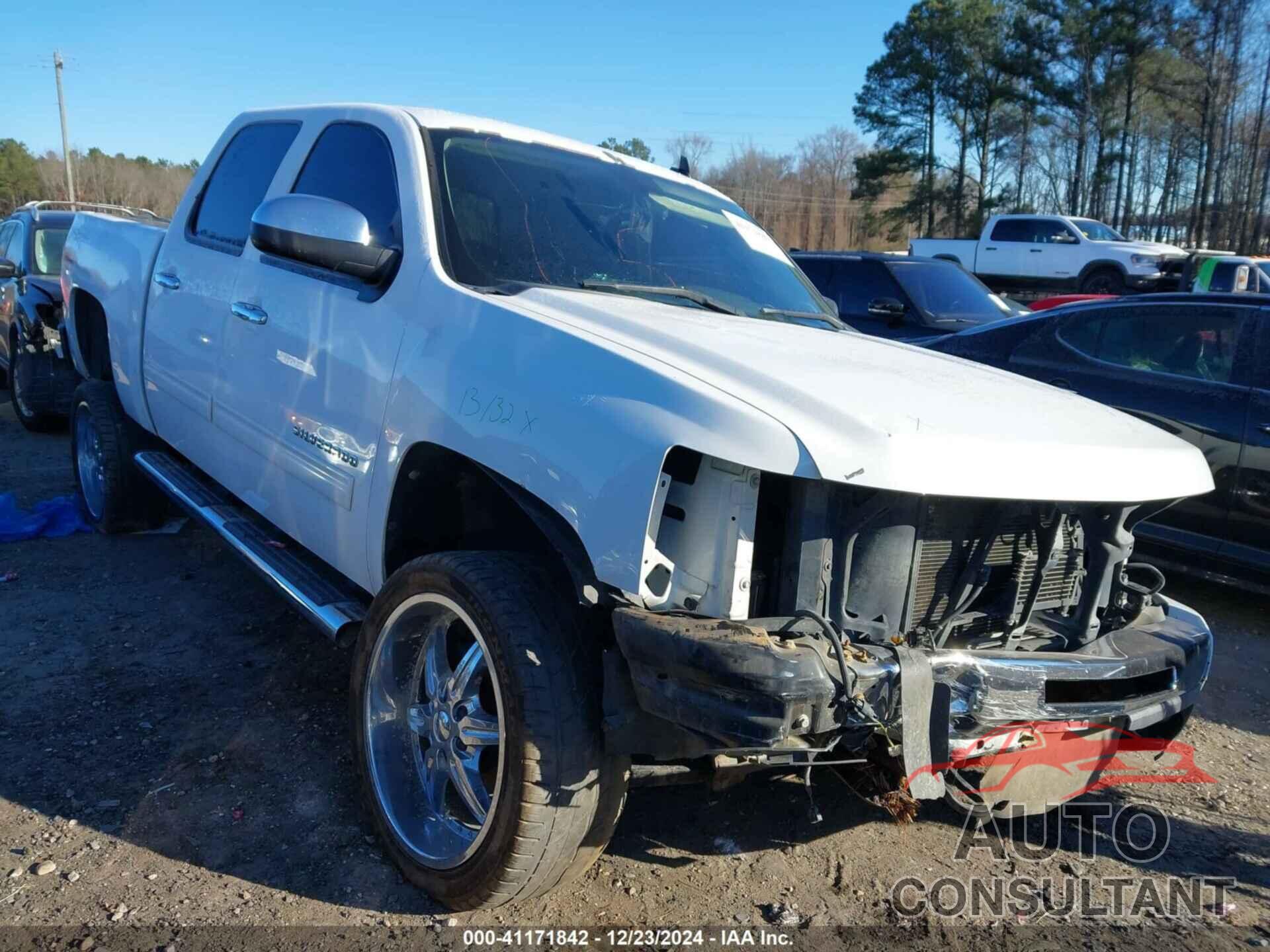 CHEVROLET SILVERADO 1500 2011 - 3GCPKSE39BG252917