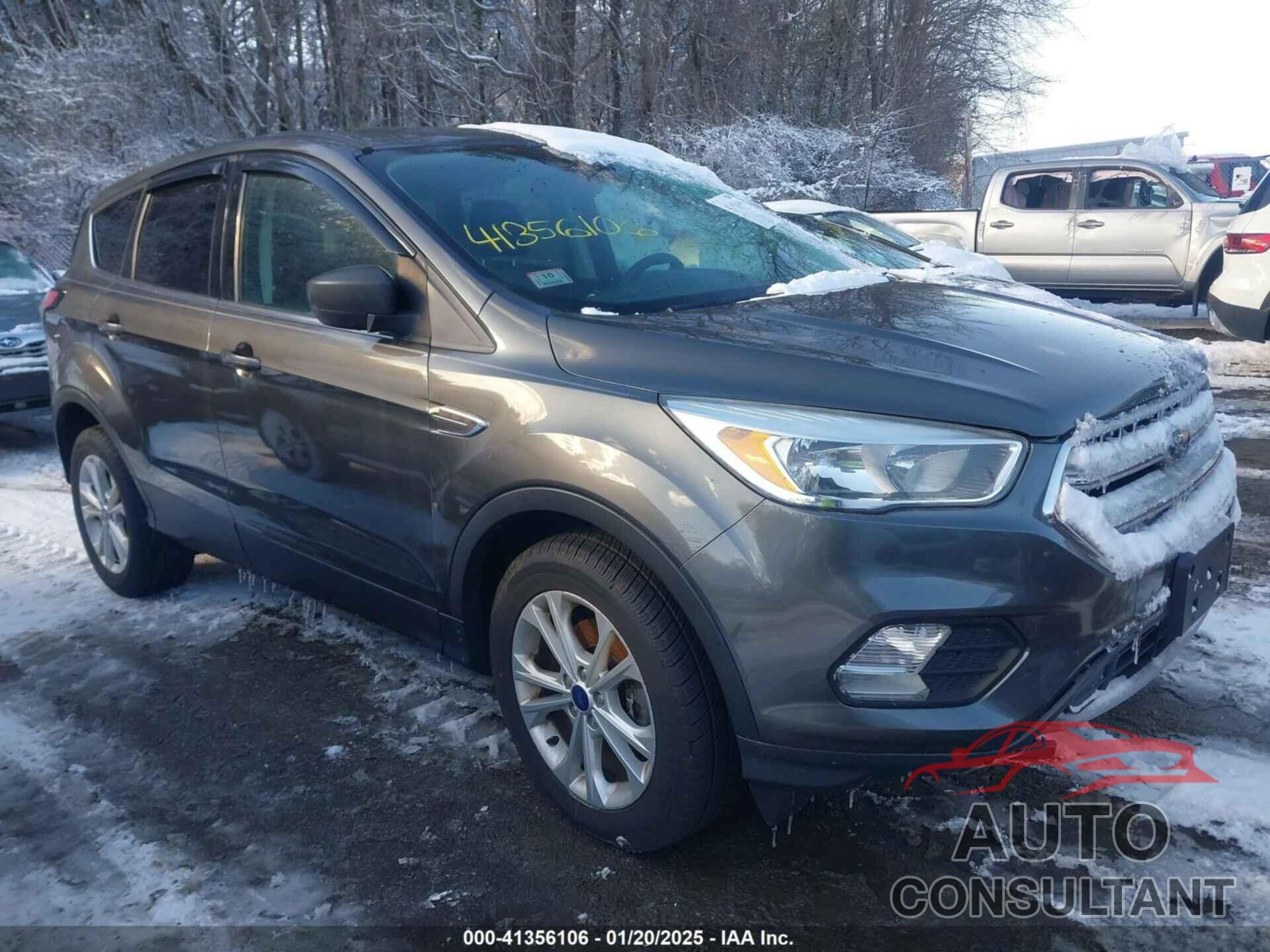 FORD ESCAPE 2017 - 1FMCU0G98HUE65194