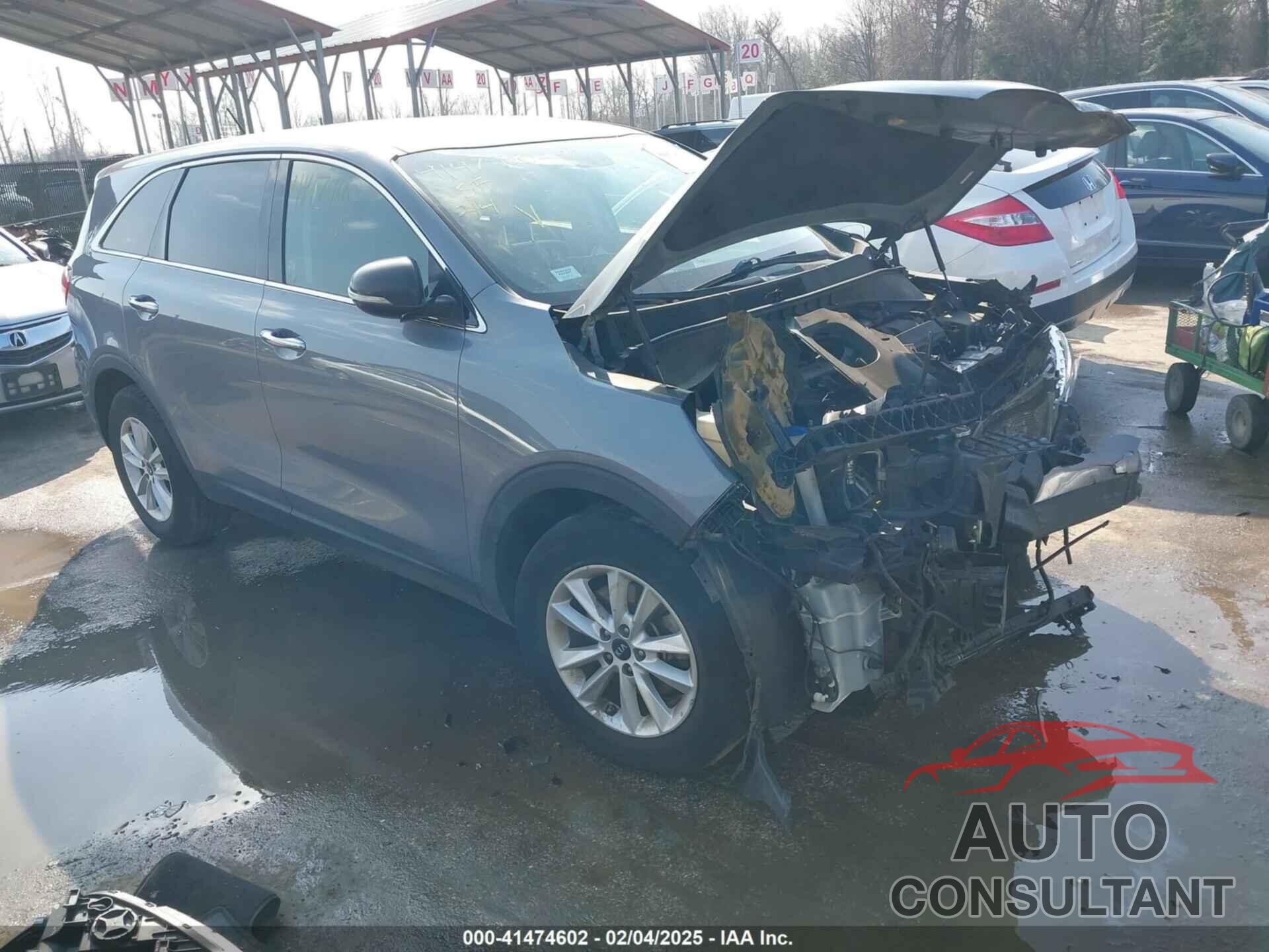 KIA SORENTO 2020 - 5XYPG4A56LG638084