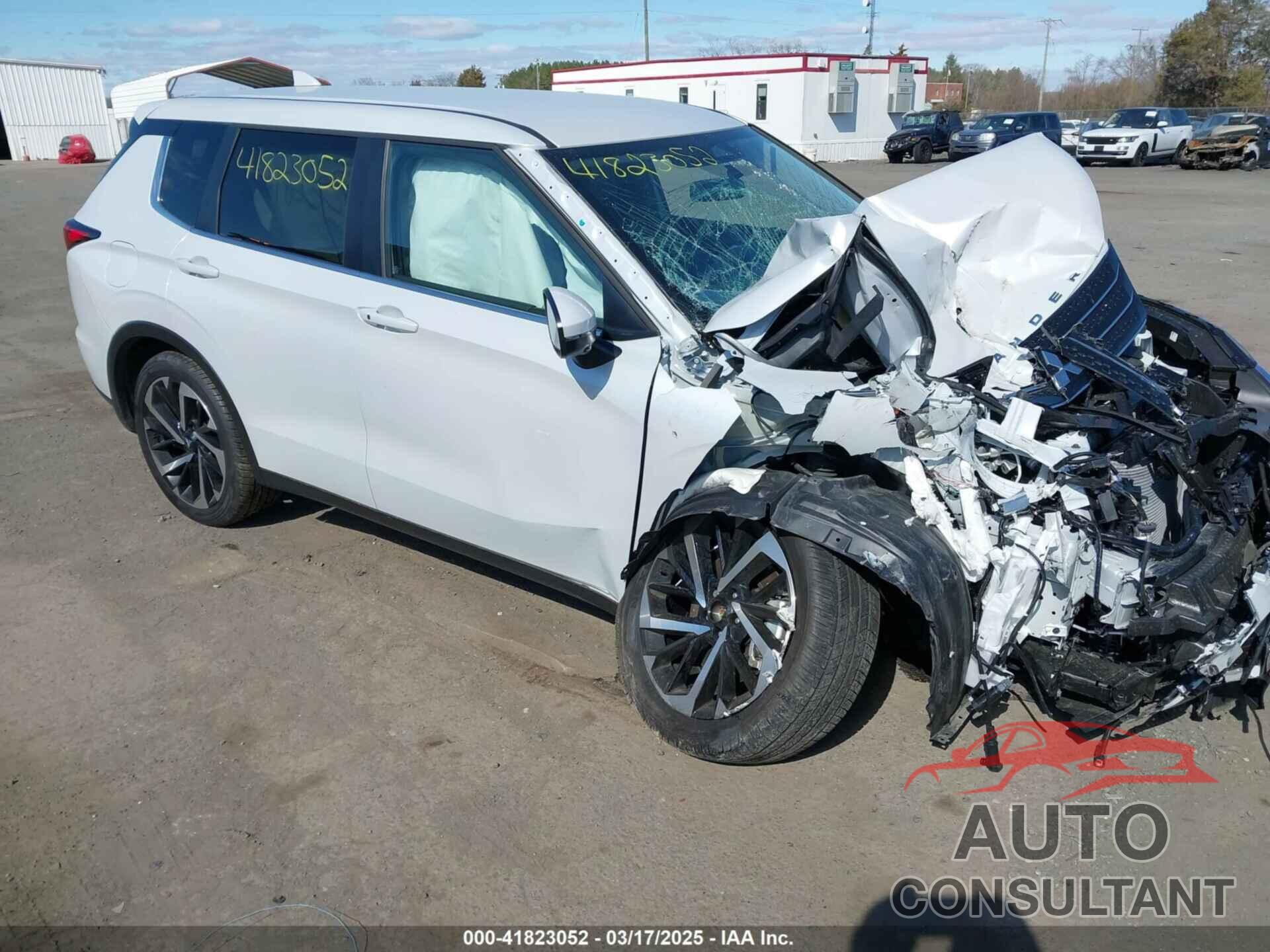 MITSUBISHI OUTLANDER 2024 - JA4J4VA81RZ075173