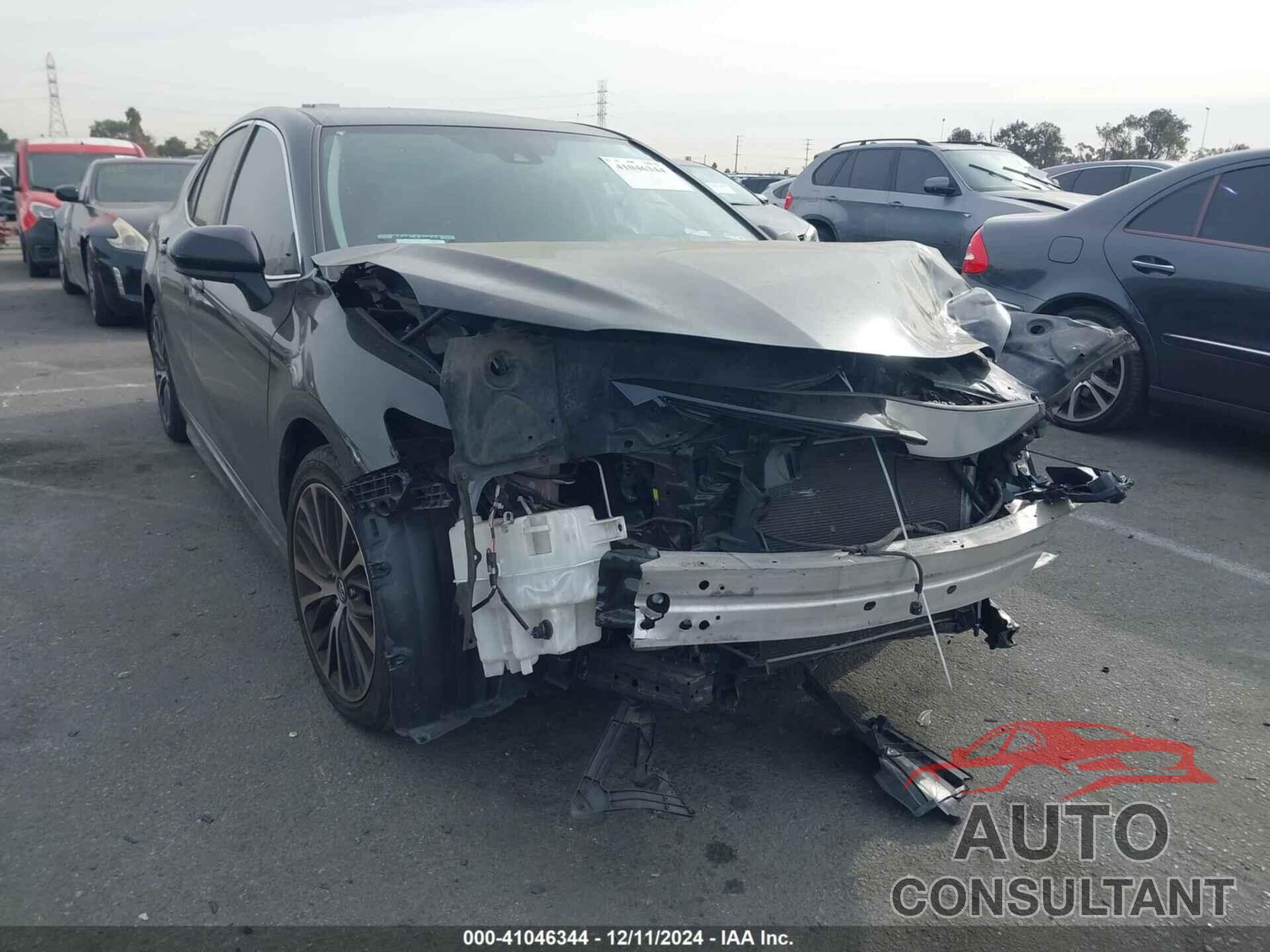 TOYOTA CAMRY 2019 - 4T1B11HK6KU712862