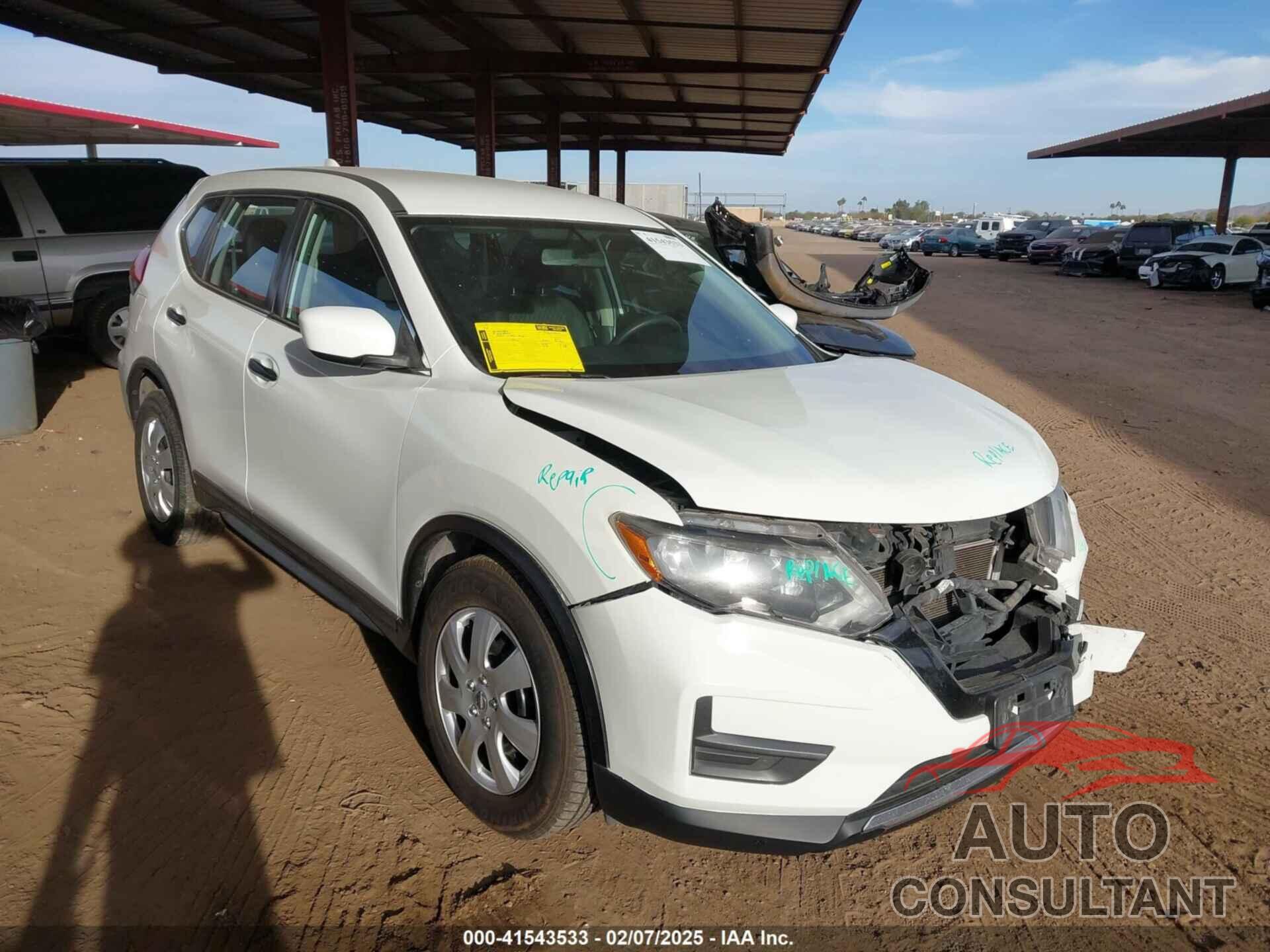 NISSAN ROGUE 2017 - KNMAT2MT5HP583390