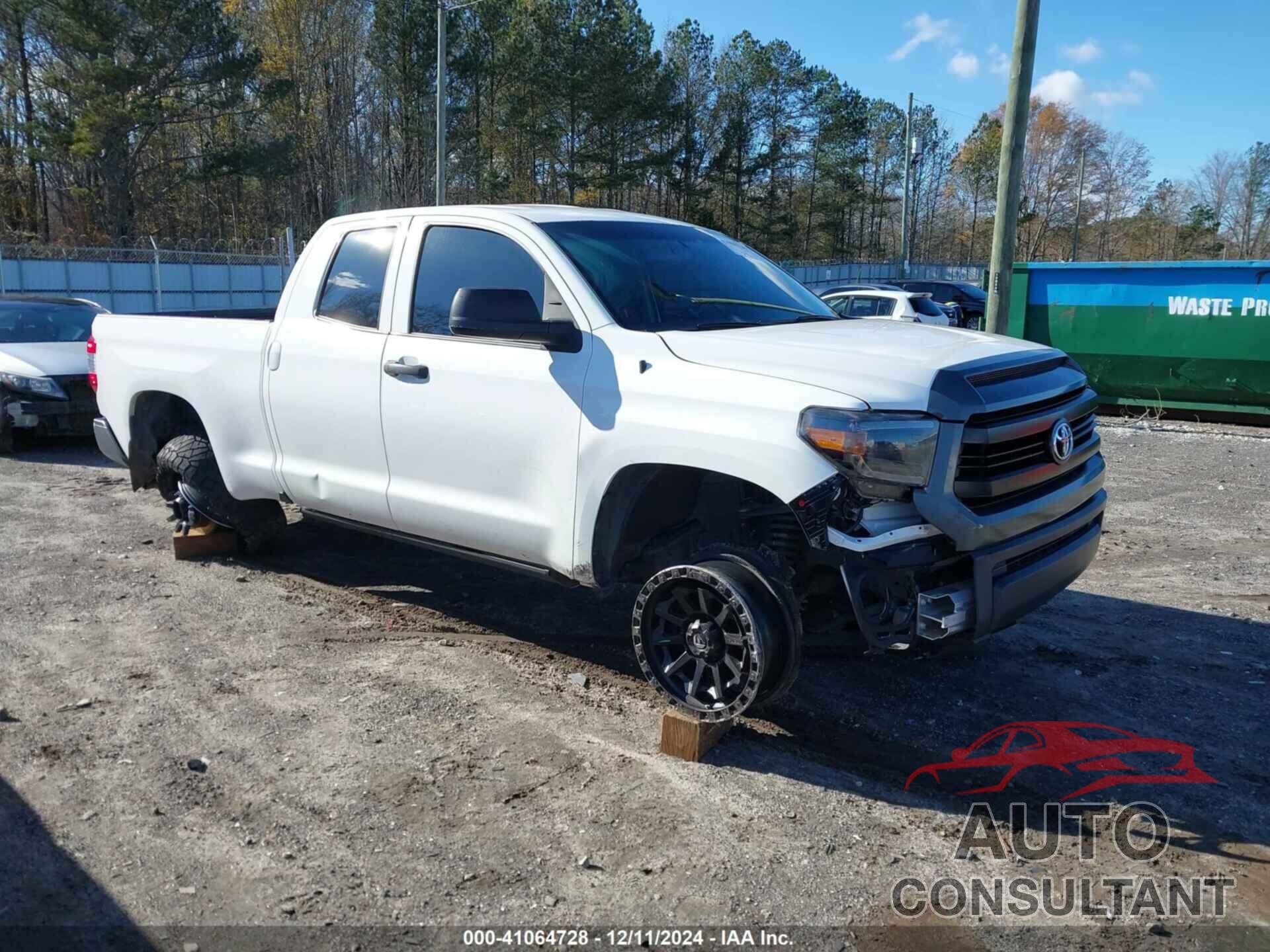 TOYOTA TUNDRA 2016 - 5TFUM5F10GX068836