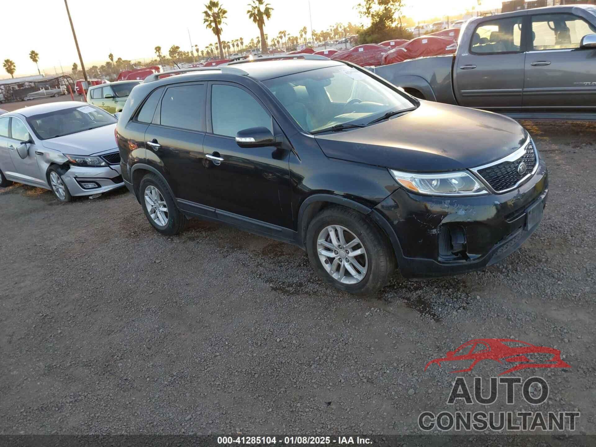 KIA SORENTO 2015 - 5XYKT4A78FG609729