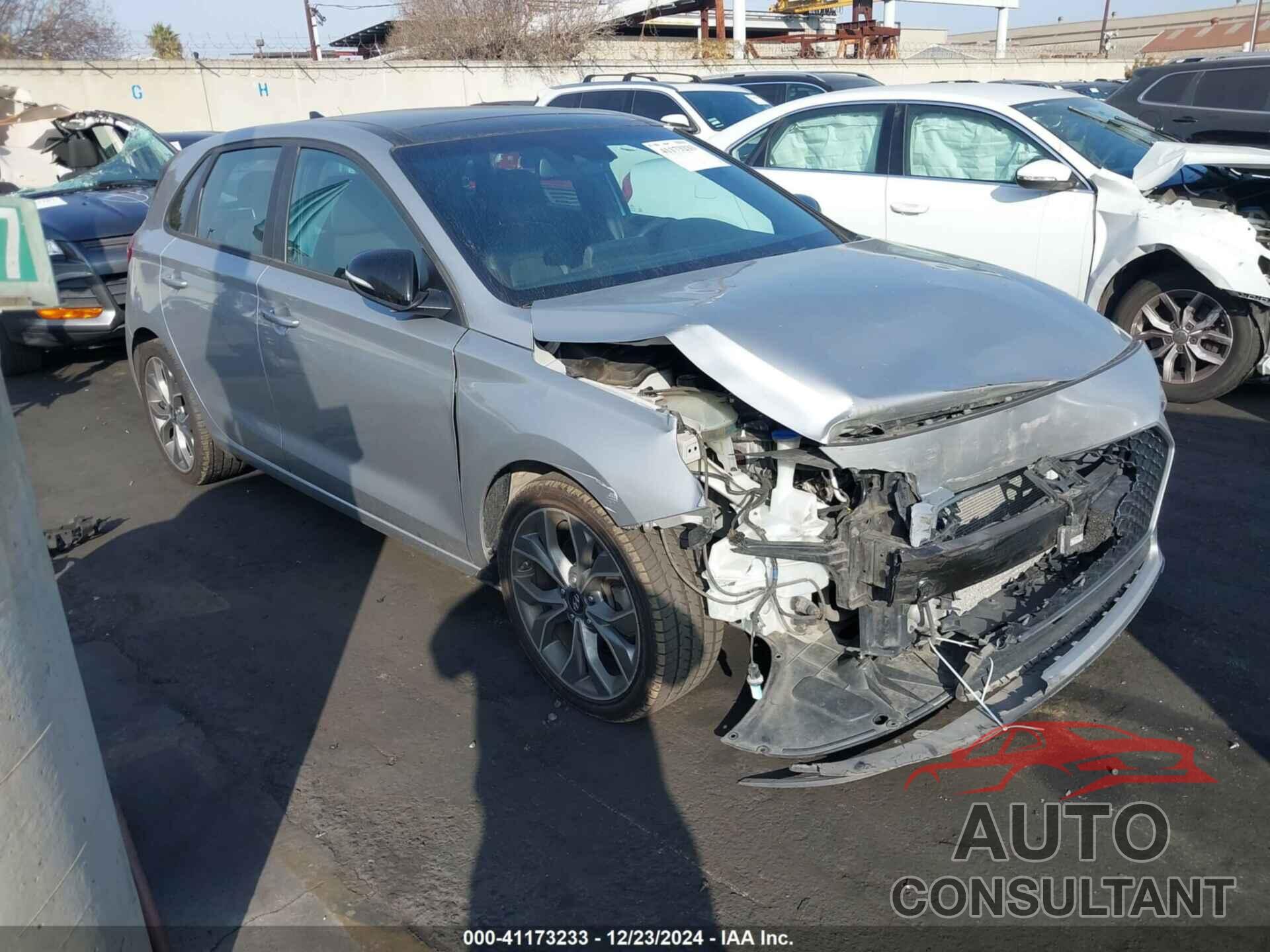 HYUNDAI ELANTRA GT 2020 - KMHH55LCXLU123787