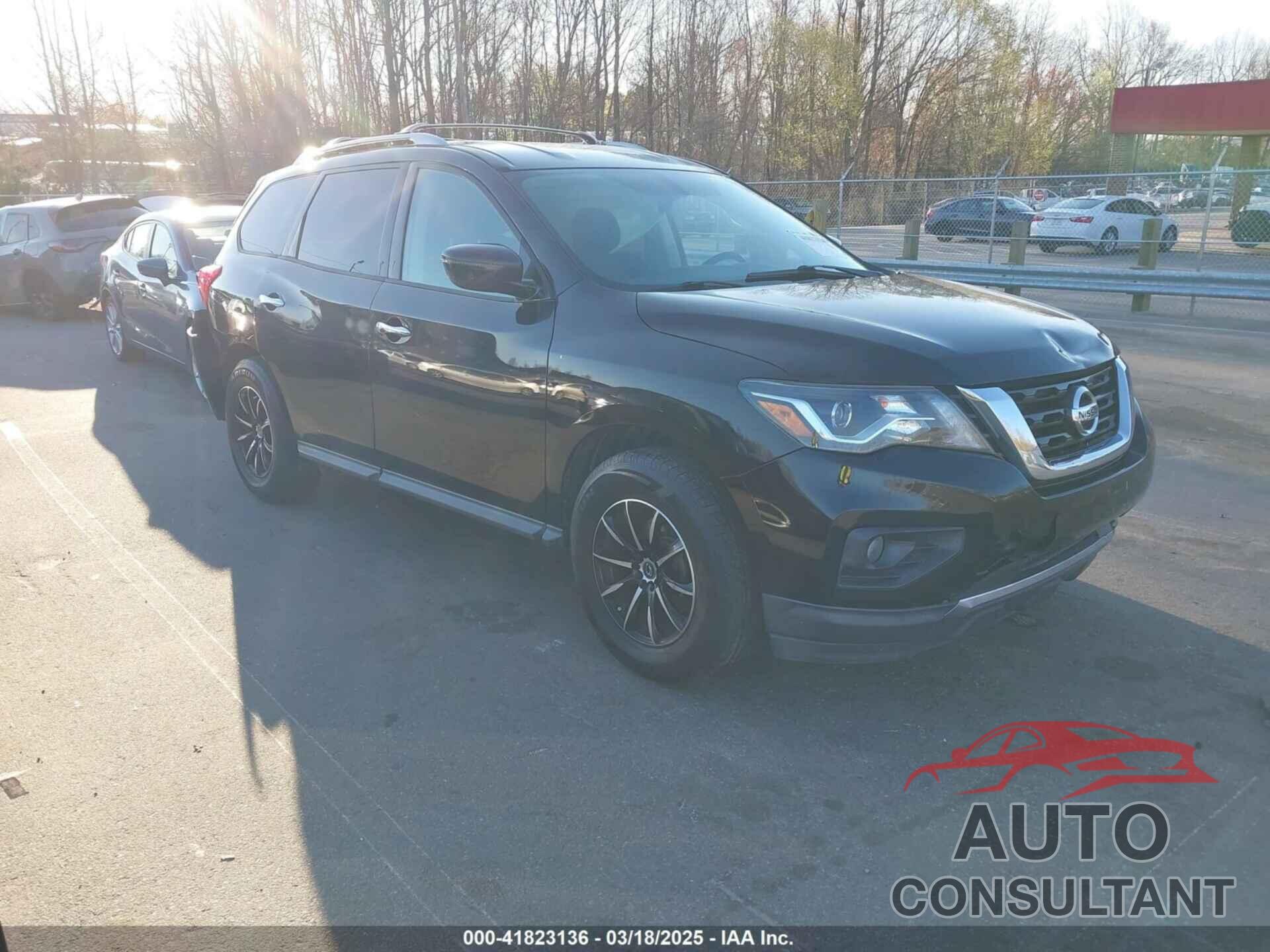 NISSAN PATHFINDER 2018 - 5N1DR2MN0JC638981