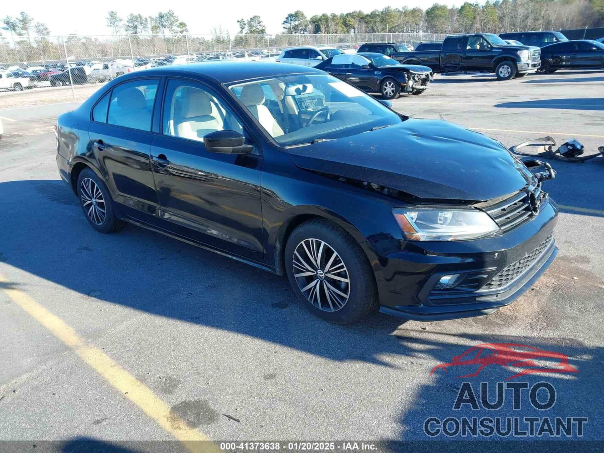 VOLKSWAGEN JETTA 2018 - 3VWDB7AJ8JM207842