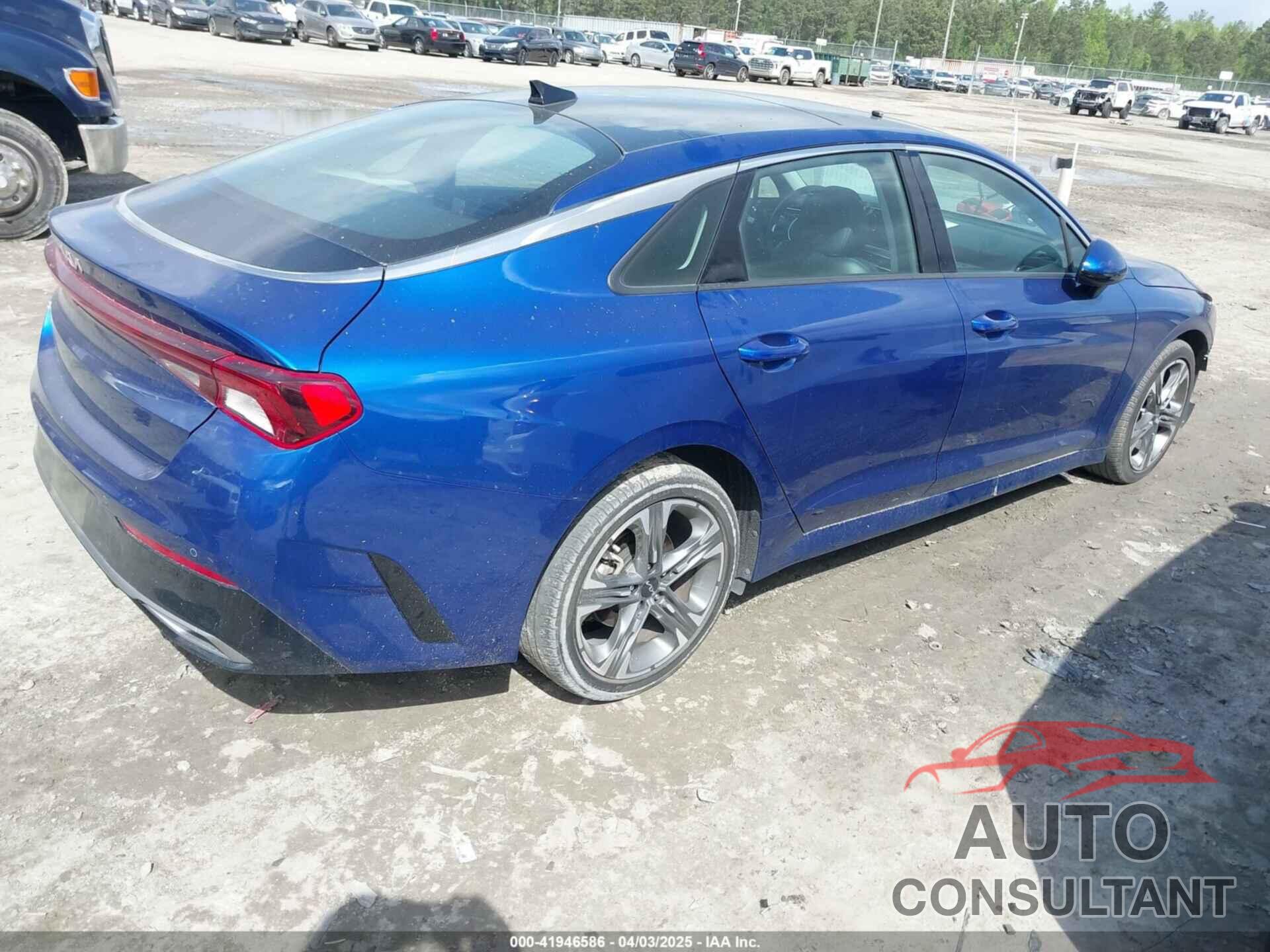 KIA K5 2023 - 5XXG34J27PG176727