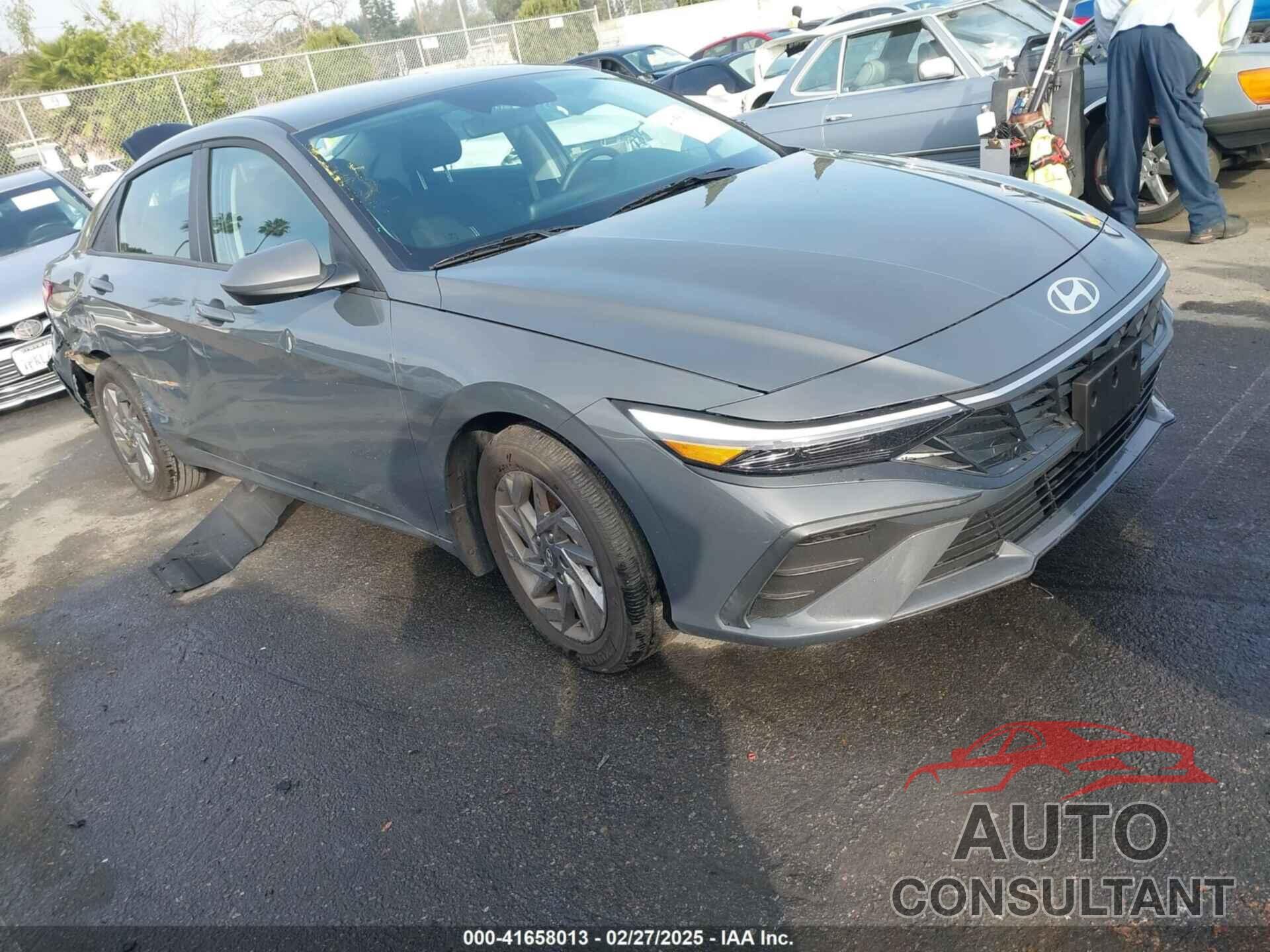 HYUNDAI ELANTRA 2024 - KMHLM4DG5RU710691