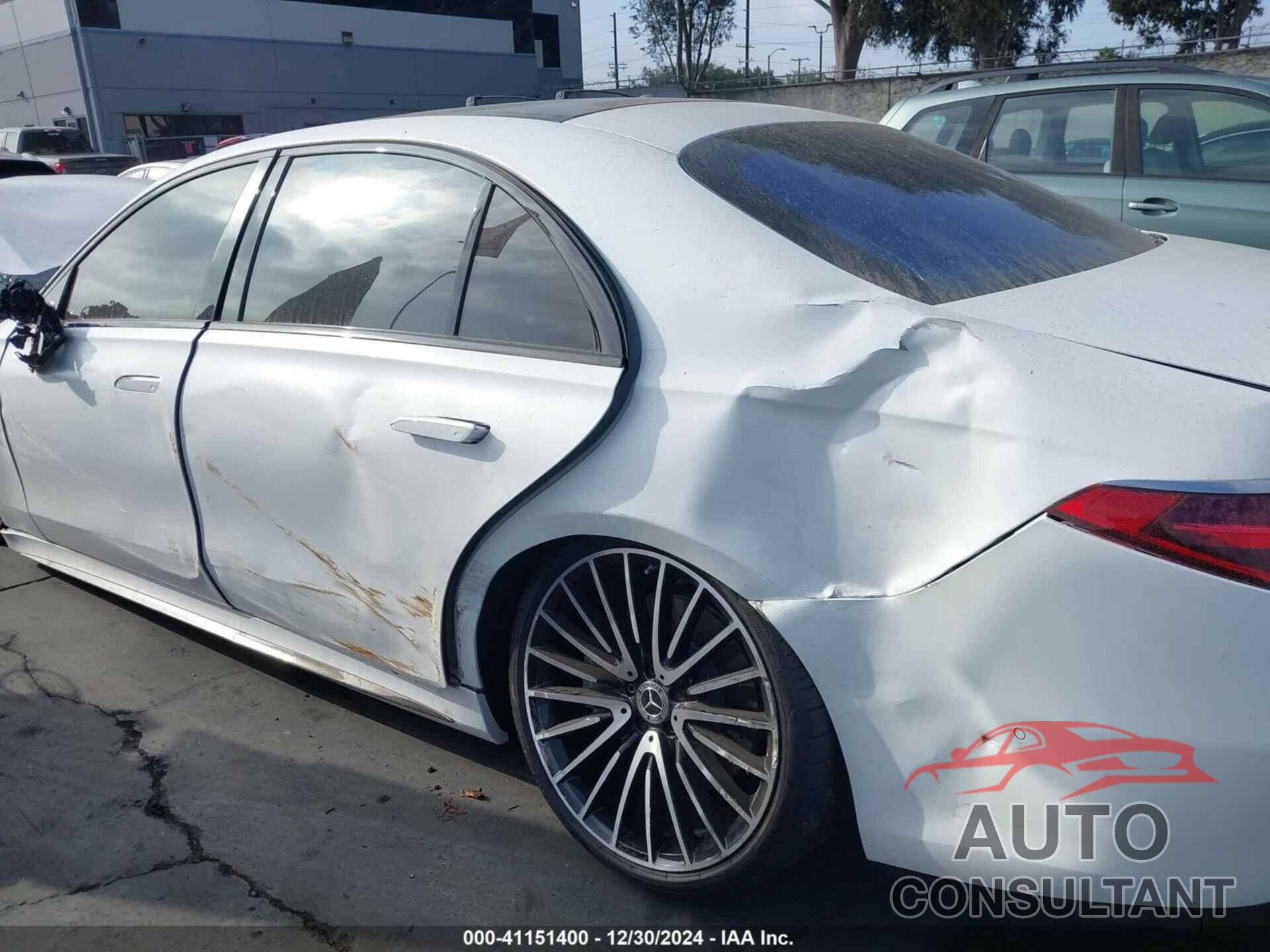 MERCEDES-BENZ S 580 2024 - W1K6G7GB7RA288425