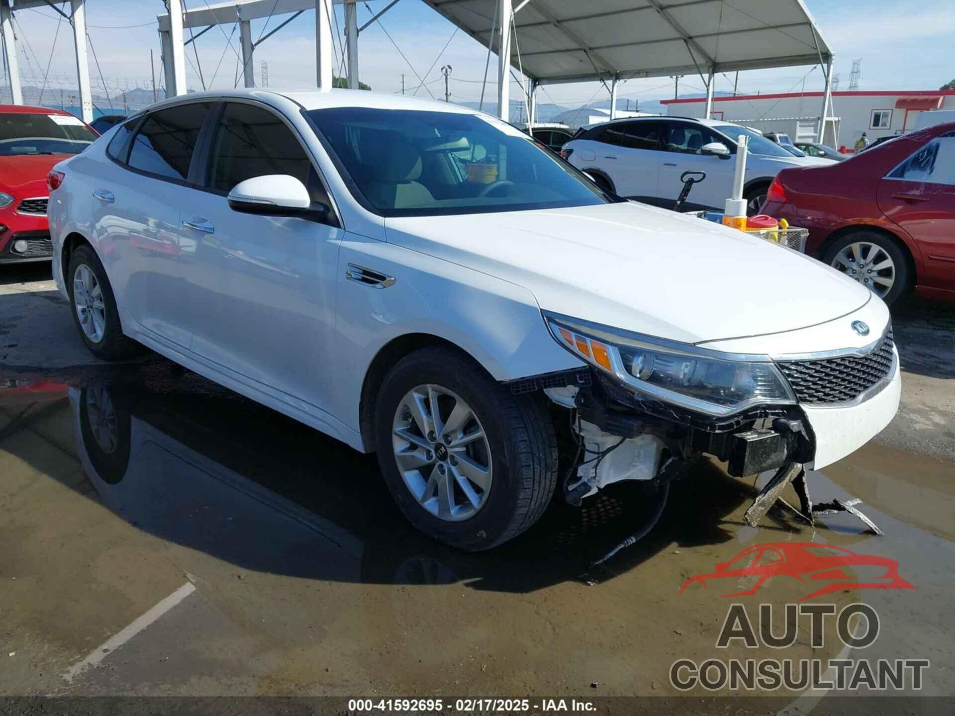 KIA OPTIMA 2018 - 5XXGT4L3XJG208874