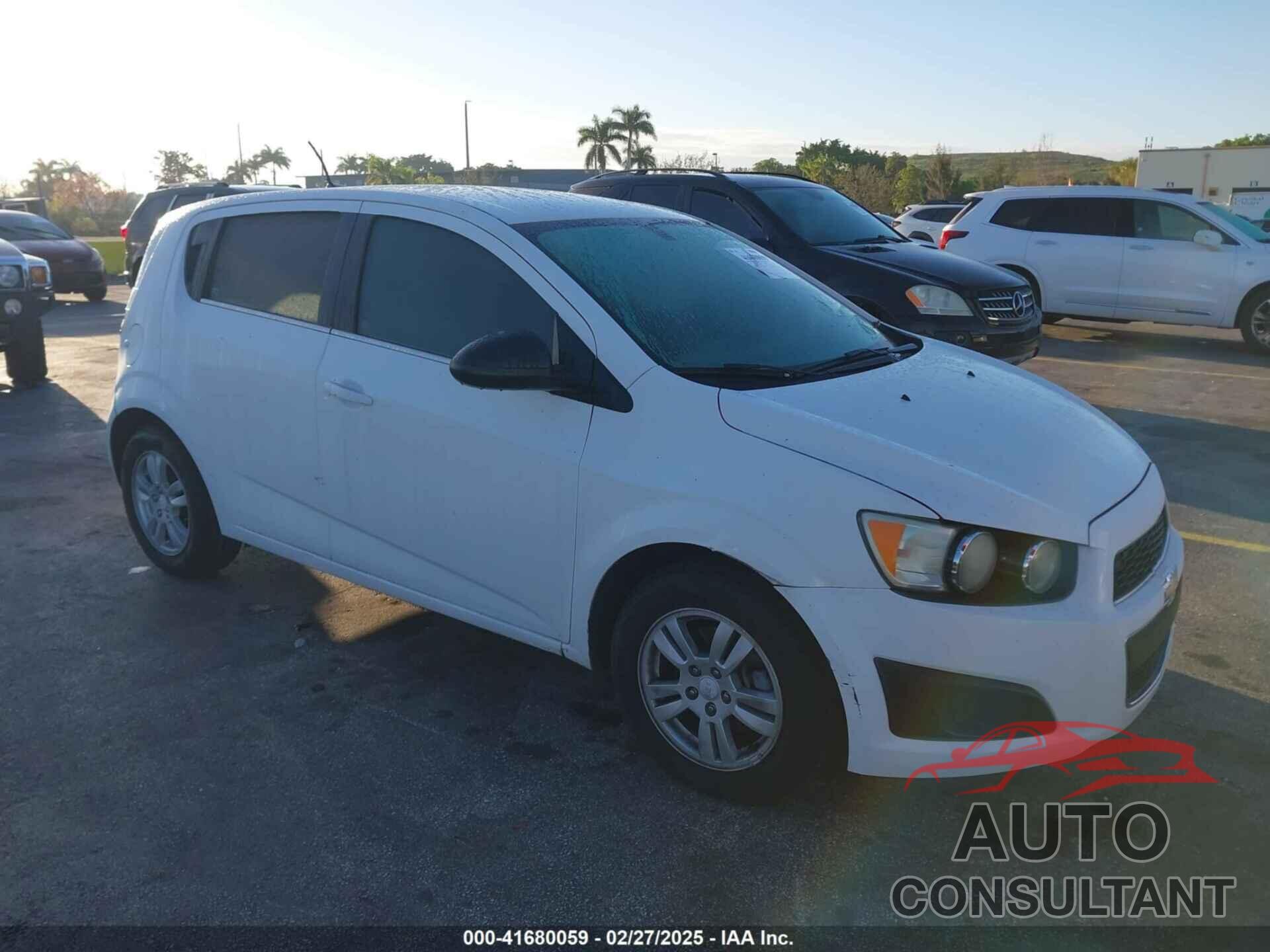 CHEVROLET SONIC 2014 - 1G1JC6SH8E4231285
