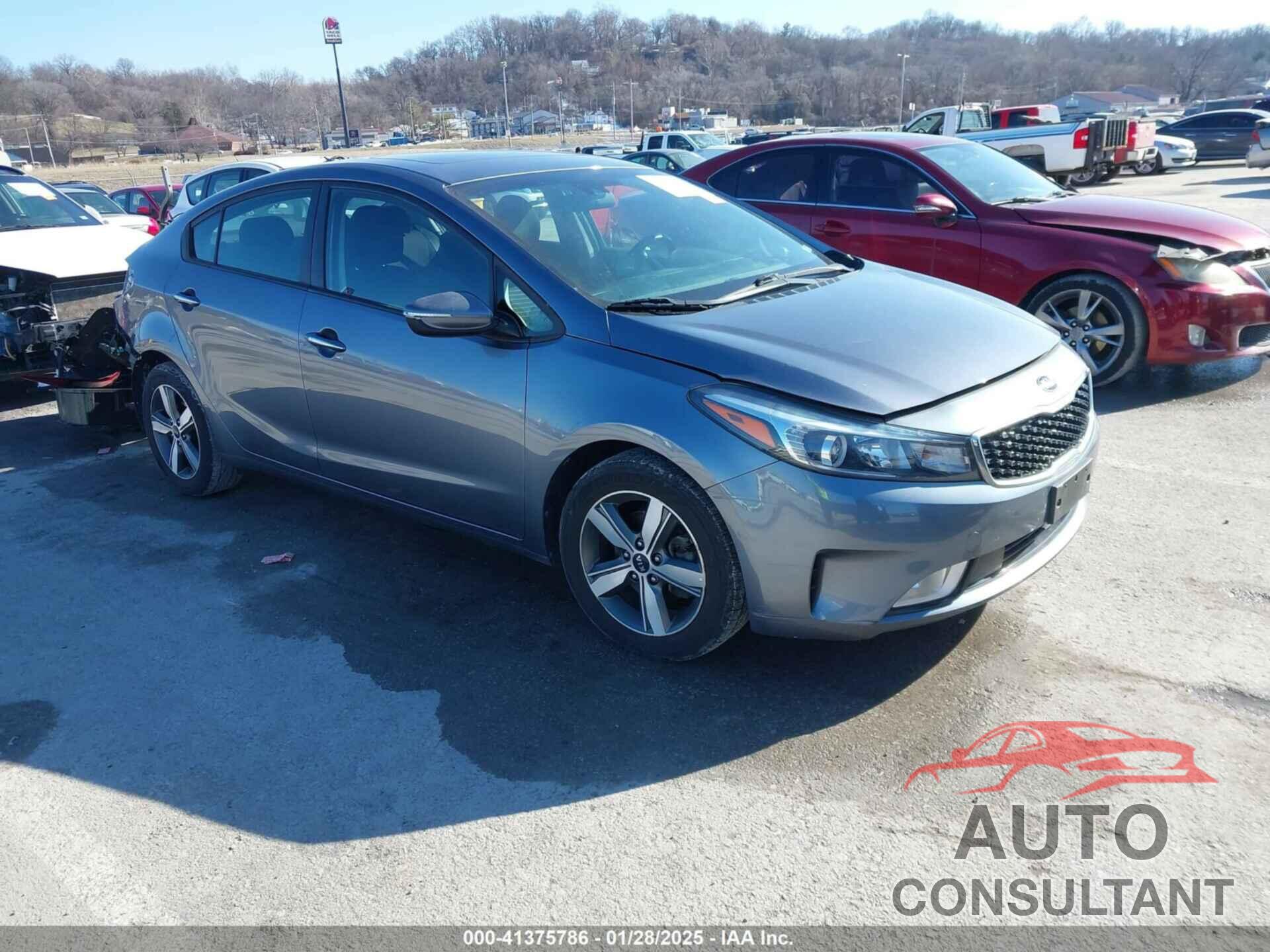 KIA FORTE 2018 - 3KPFL4A75JE215774