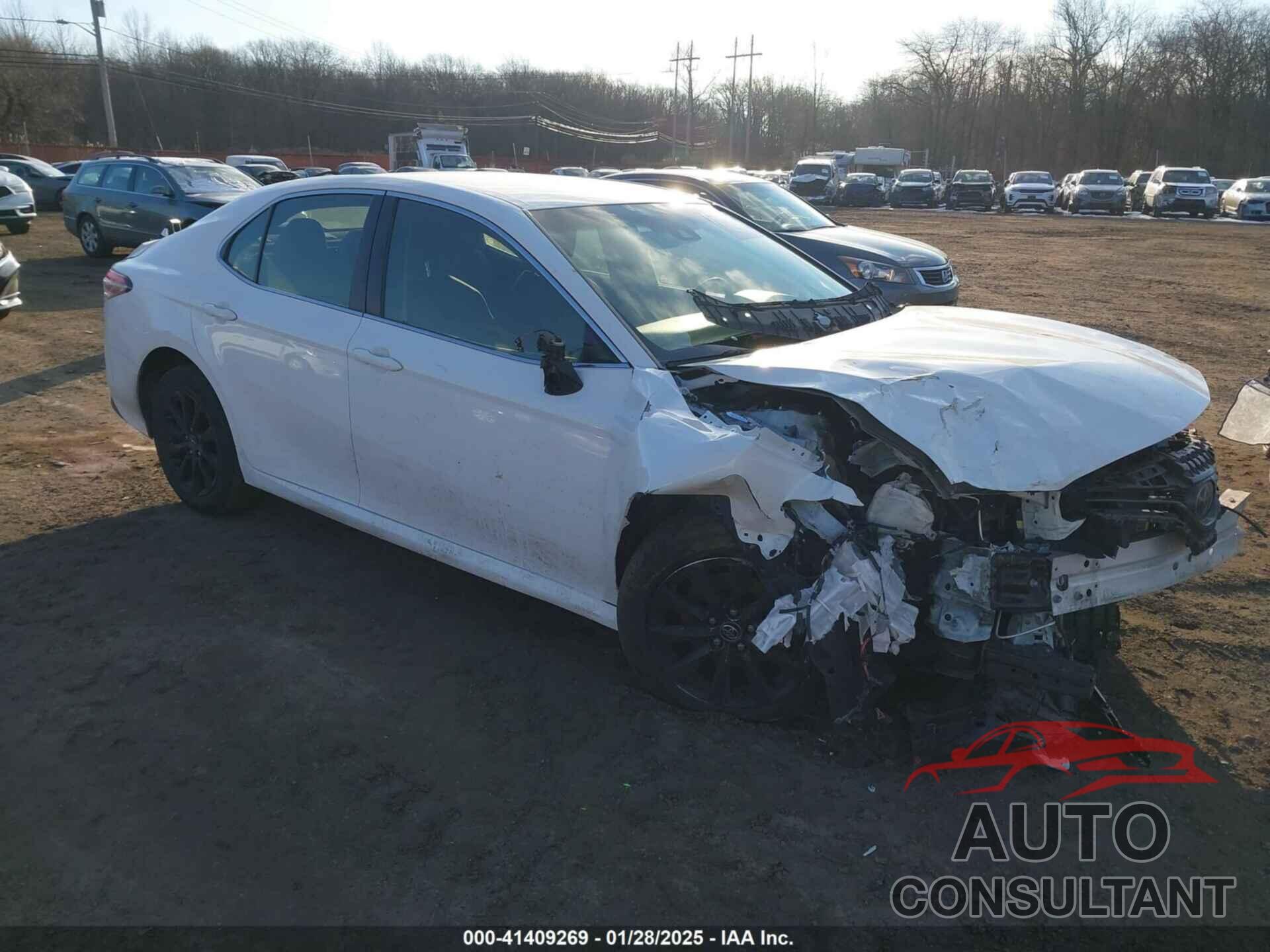 TOYOTA CAMRY 2018 - JTNB11HK3J3049903