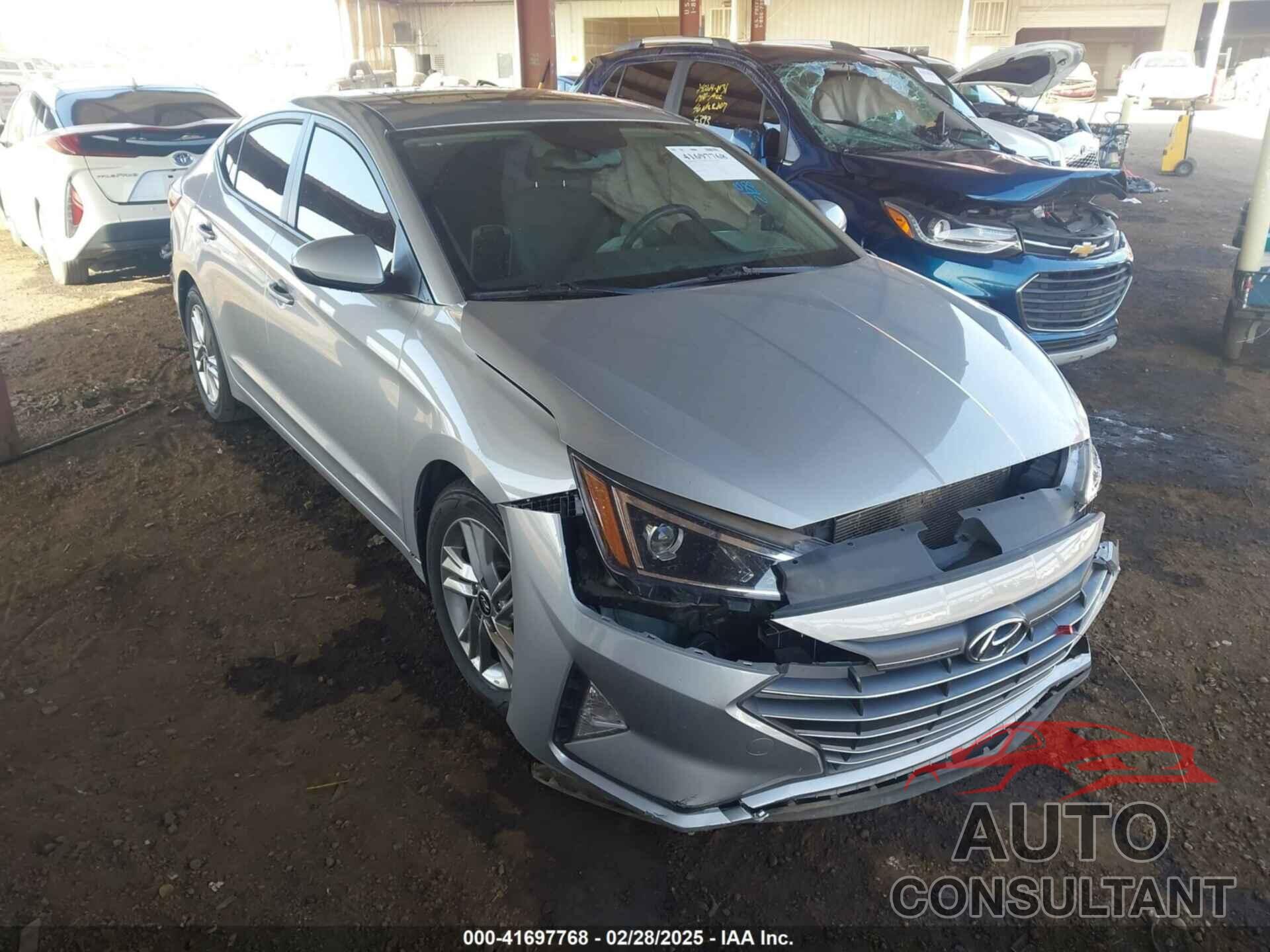 HYUNDAI ELANTRA 2020 - KMHD84LFXLU086010