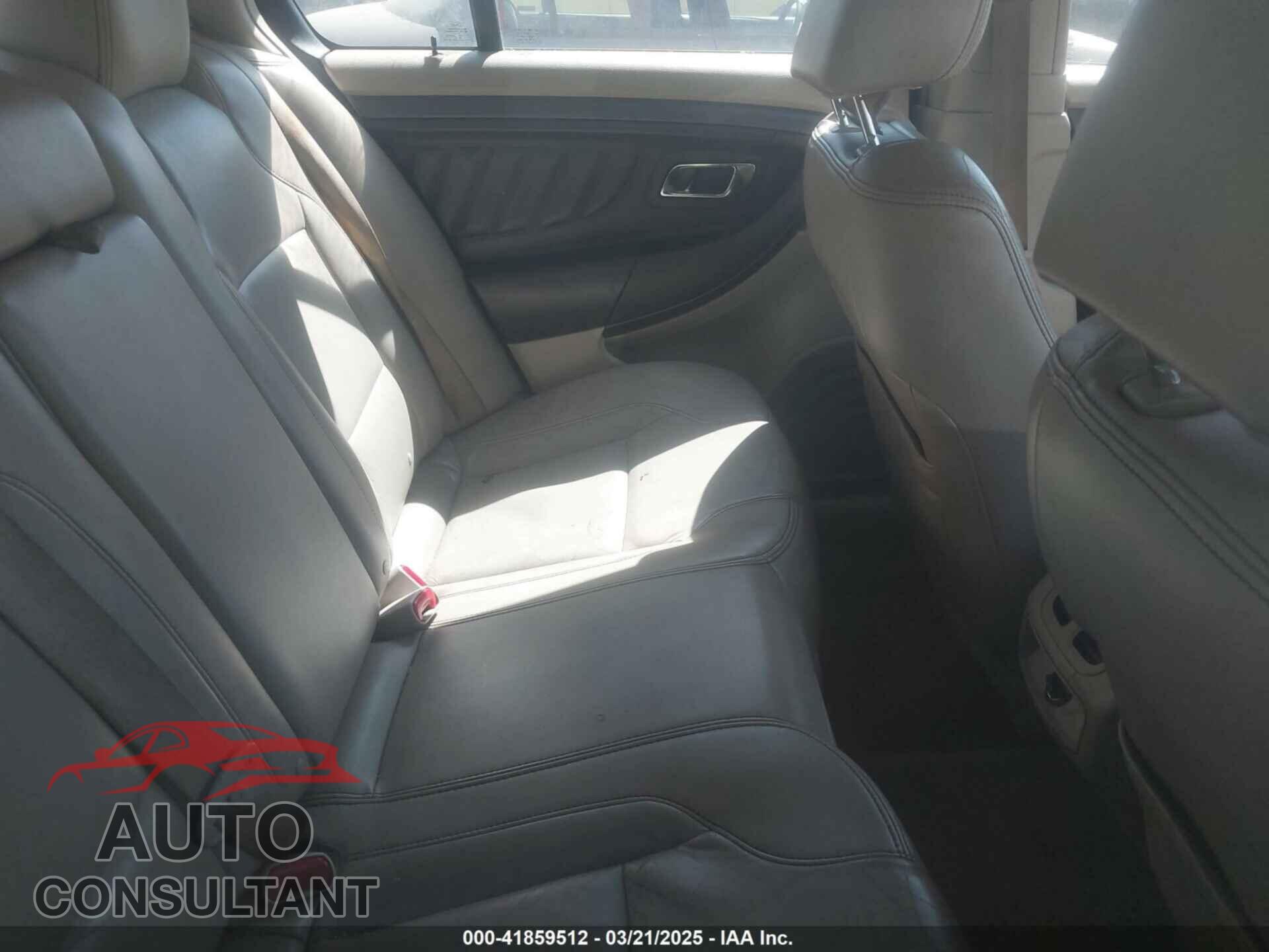FORD TAURUS 2011 - 1FAHP2EW5BG147597