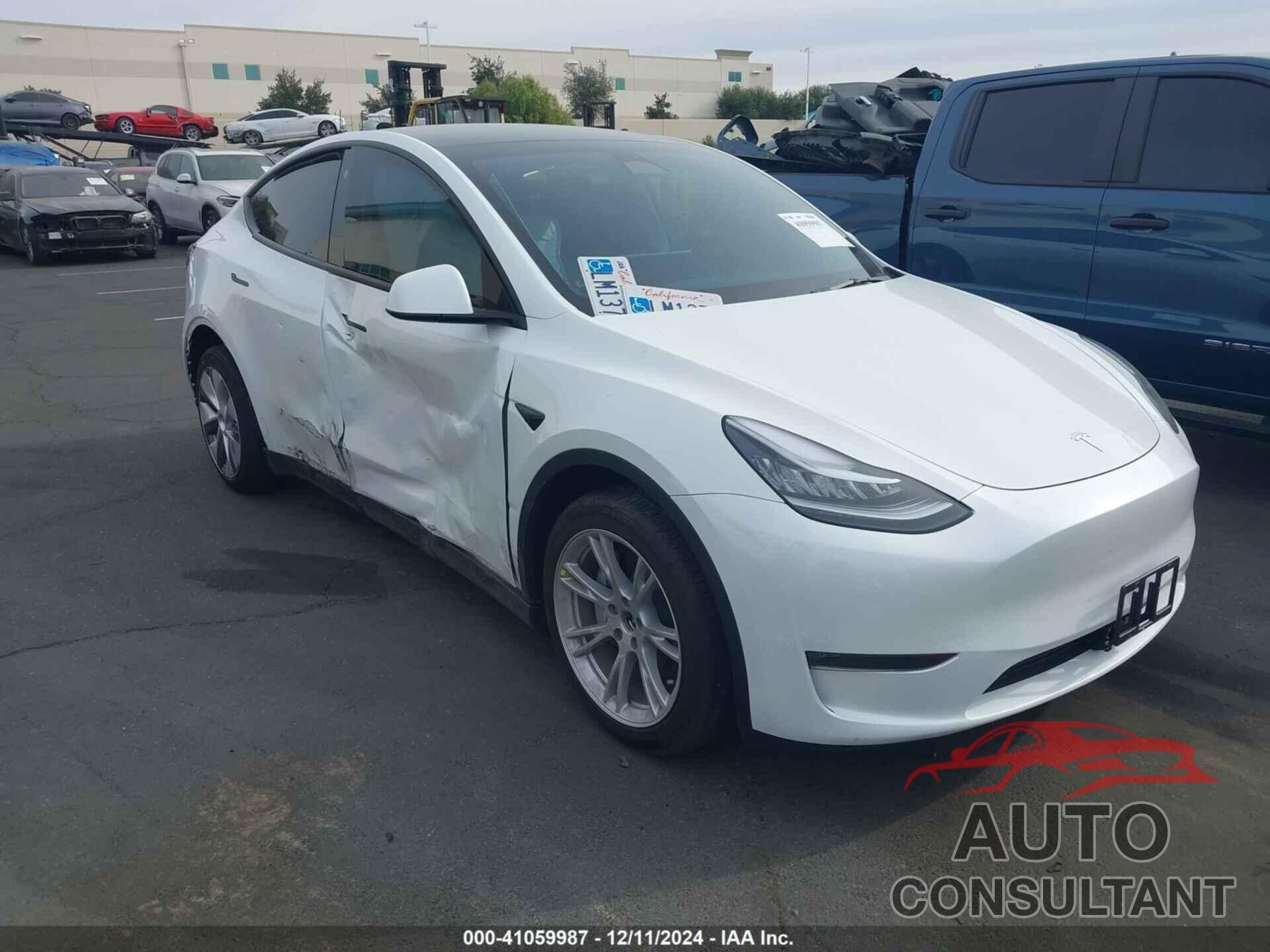 TESLA MODEL Y 2023 - 7SAYGDEF3PA048834