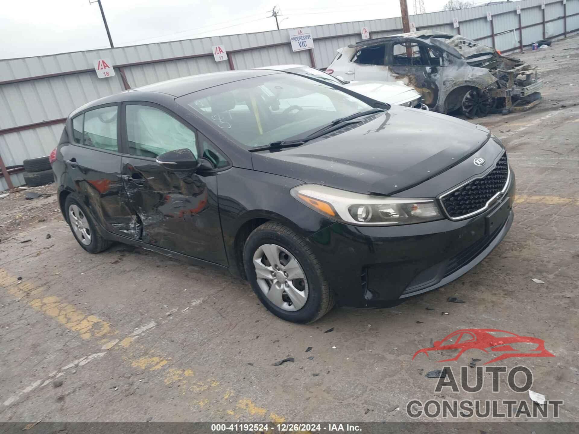 KIA FORTE 2017 - KNAFK5A81H5719100