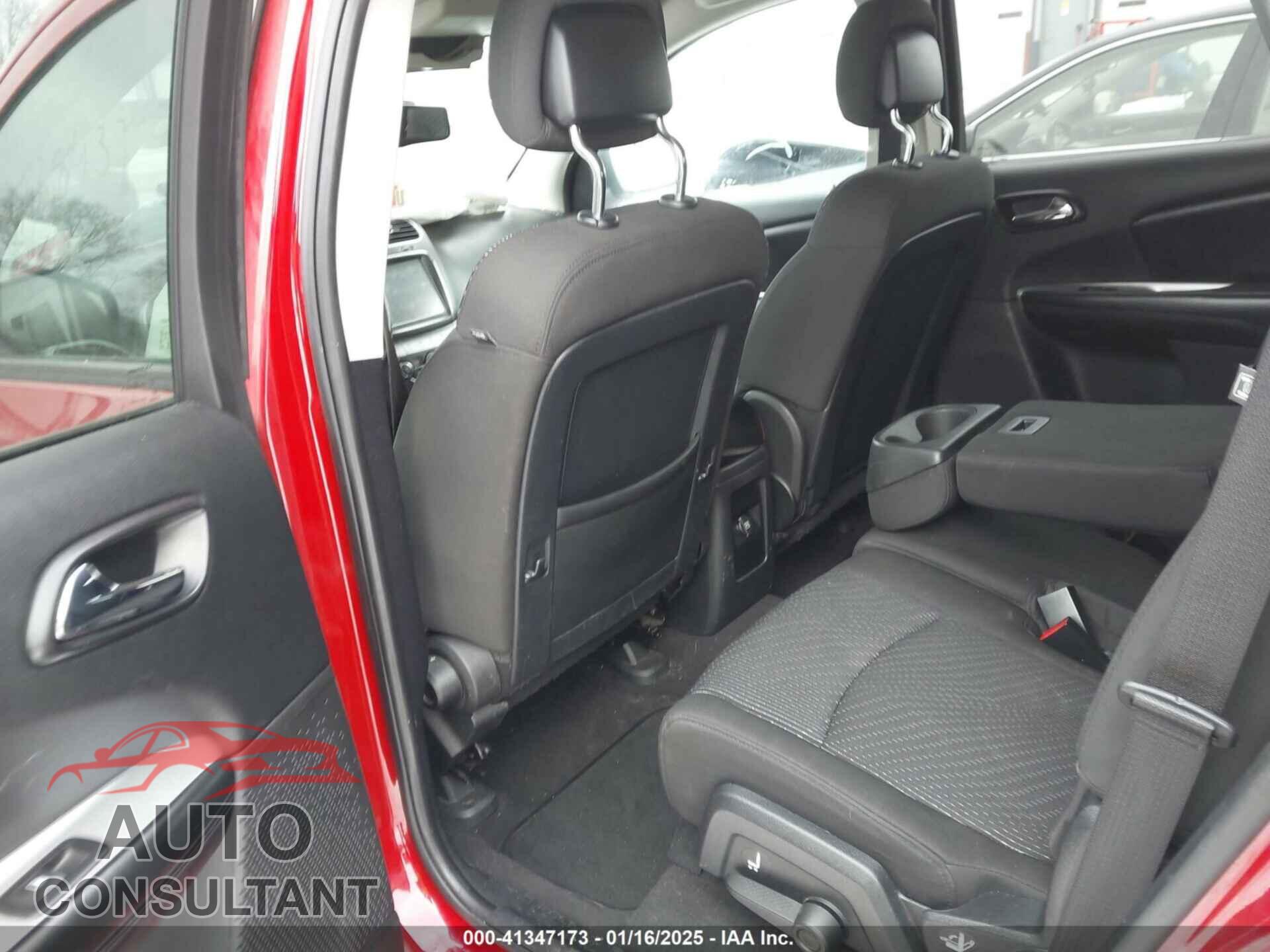 DODGE JOURNEY 2015 - 3C4PDCBB2FT738431