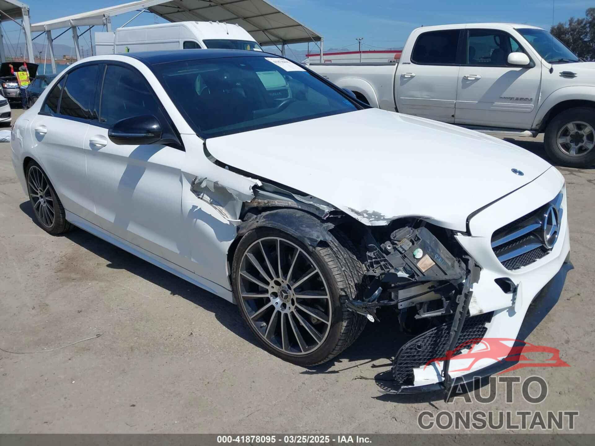MERCEDES-BENZ C 300 2018 - 55SWF4JB3JU276710