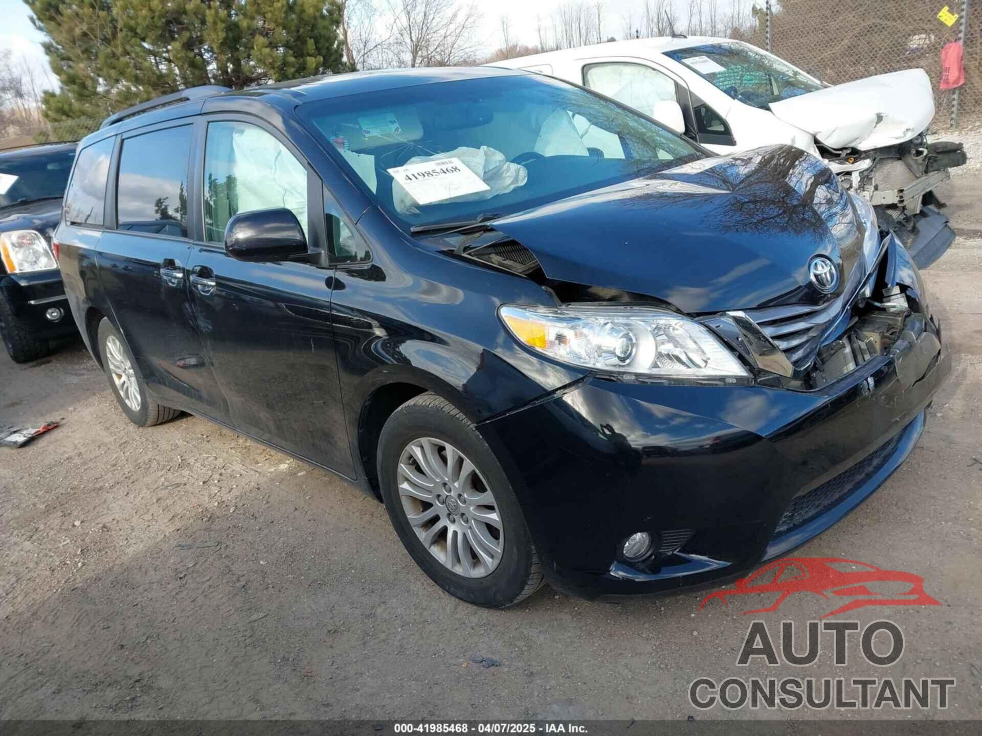 TOYOTA SIENNA 2015 - 5TDYK3DC2FS651400