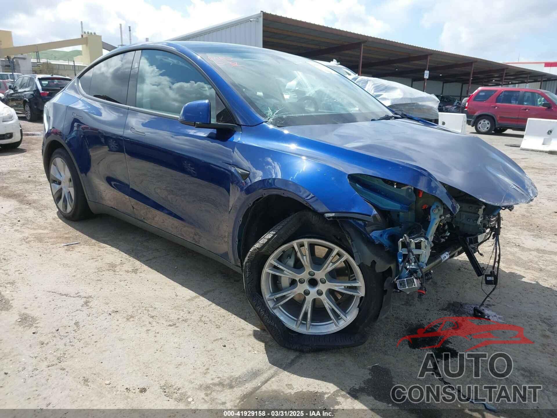 TESLA MODEL Y 2023 - 7SAYGDED8PF972140