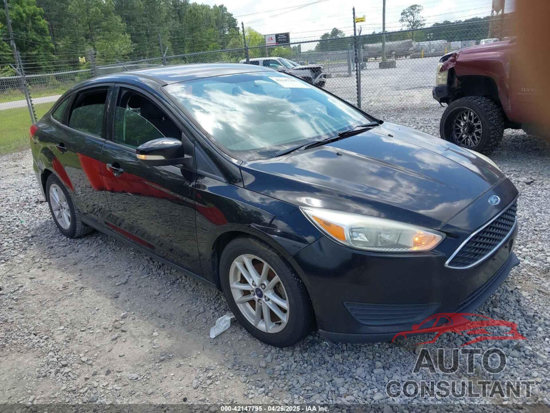 FORD FOCUS 2017 - 1FADP3F2XHL243371