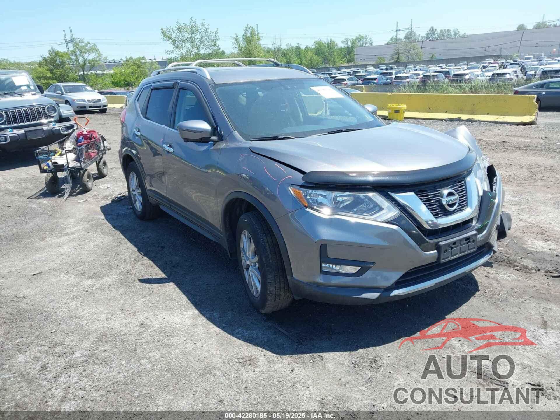 NISSAN ROGUE 2017 - KNMAT2MV6HP540419