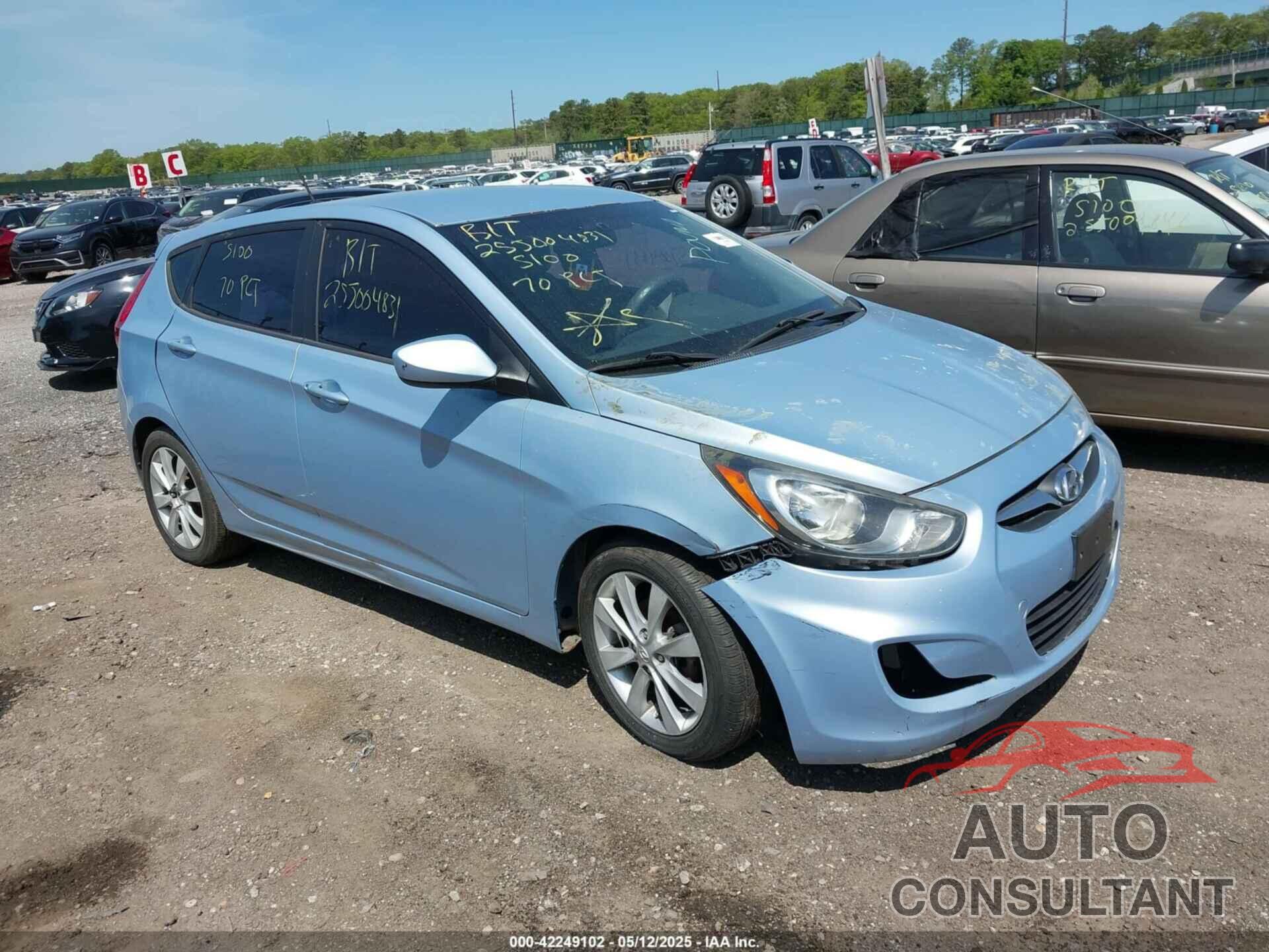 HYUNDAI ACCENT 2012 - KMHCU5AE0CU012473