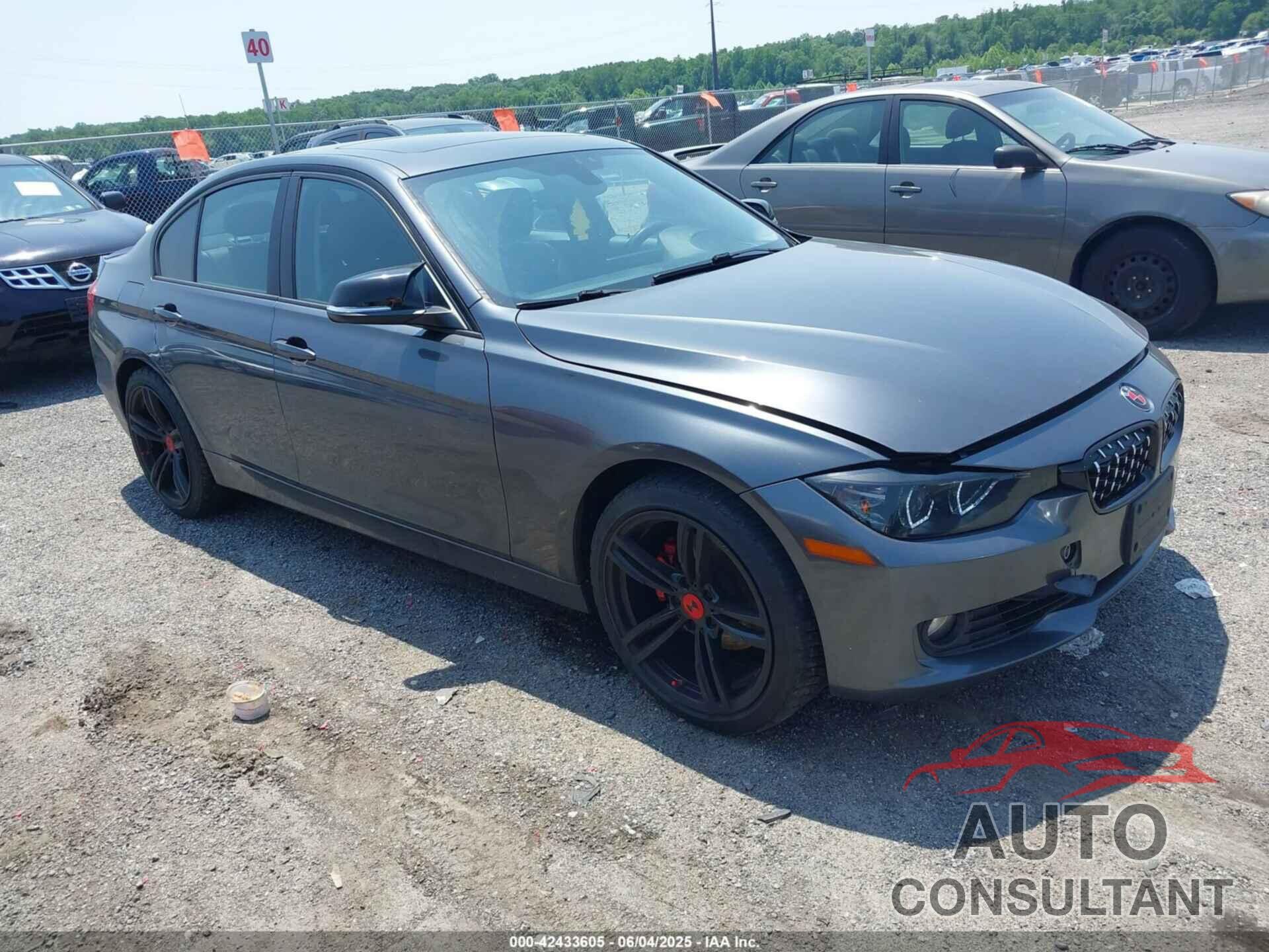BMW 328I 2013 - WBA3B5G54DNS00777