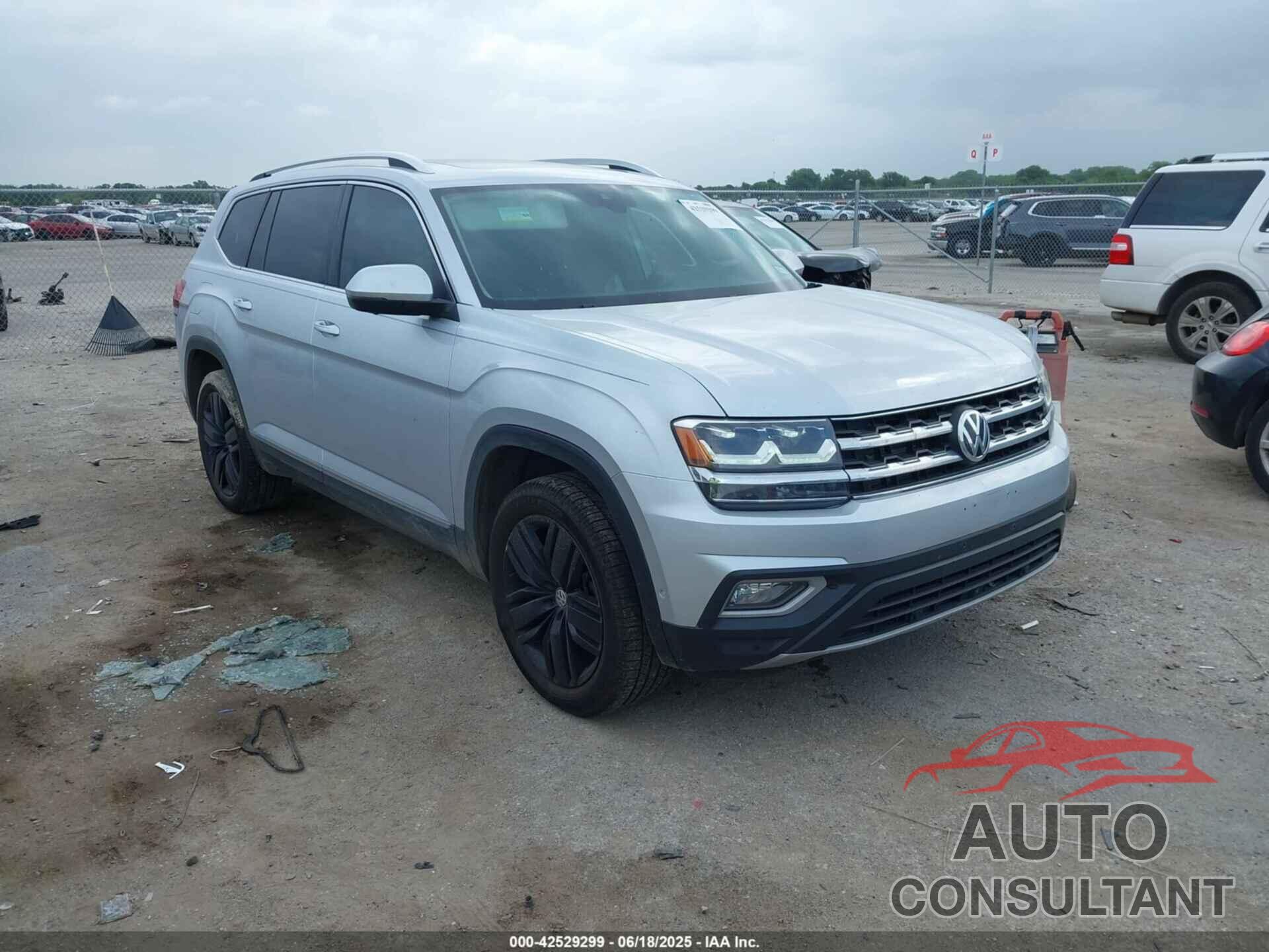 VOLKSWAGEN ATLAS 2019 - 1V2NR2CA3KC555536