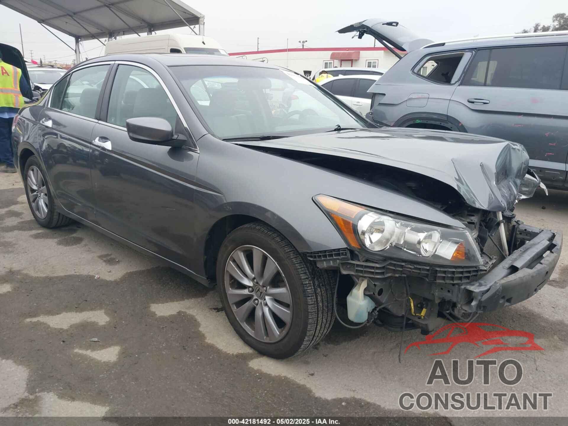 HONDA ACCORD 2011 - 1HGCP3F89BA018082
