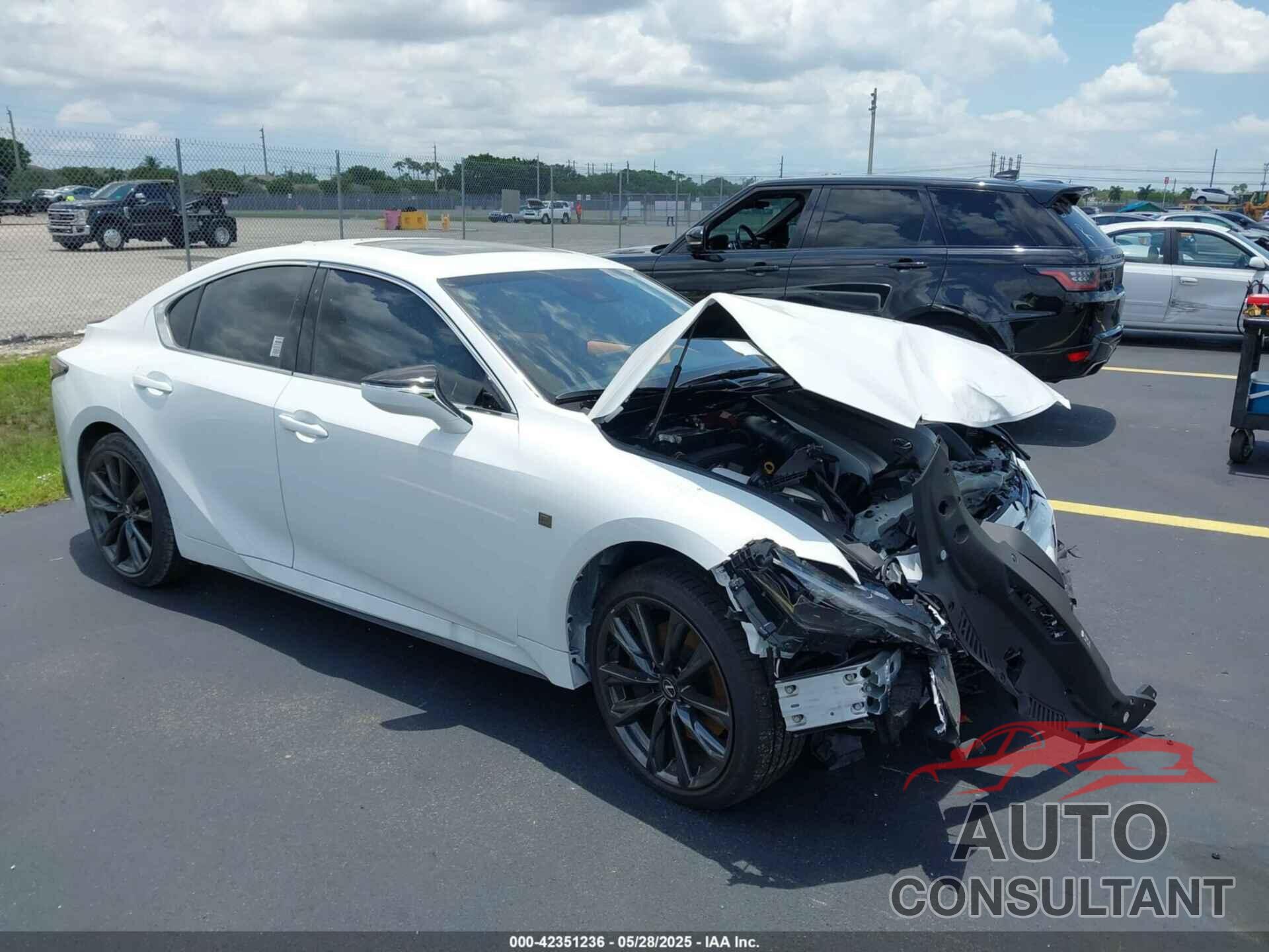 LEXUS IS 350 2025 - JTHBZ1B23S5083429