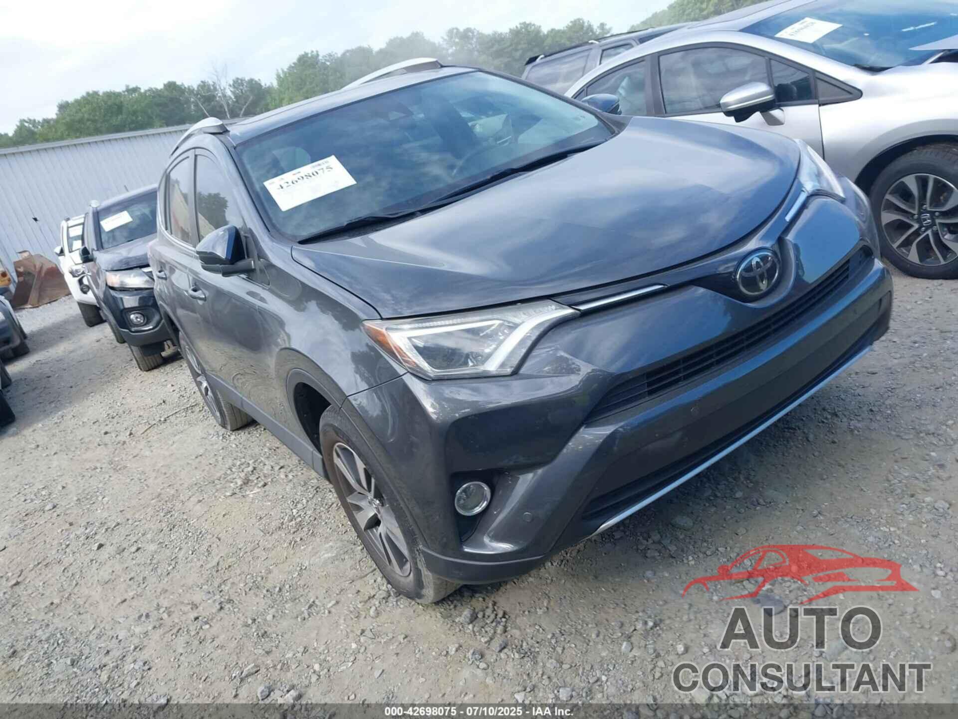 TOYOTA RAV4 2016 - JTMWFREV2GD086108
