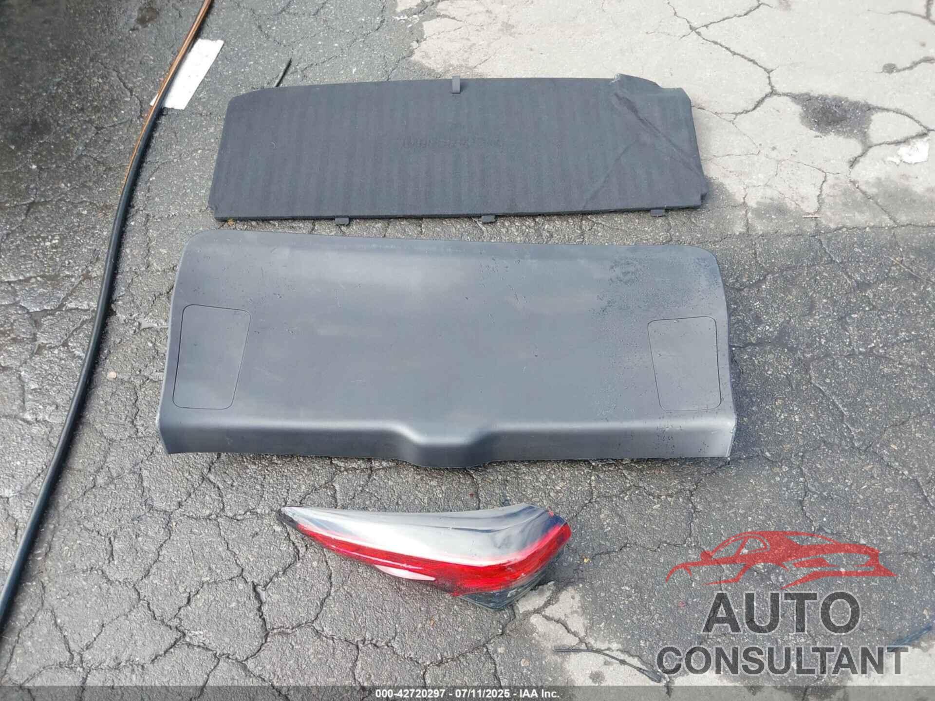 TOYOTA HIGHLANDER 2021 - 5TDGZRBH7MS160455