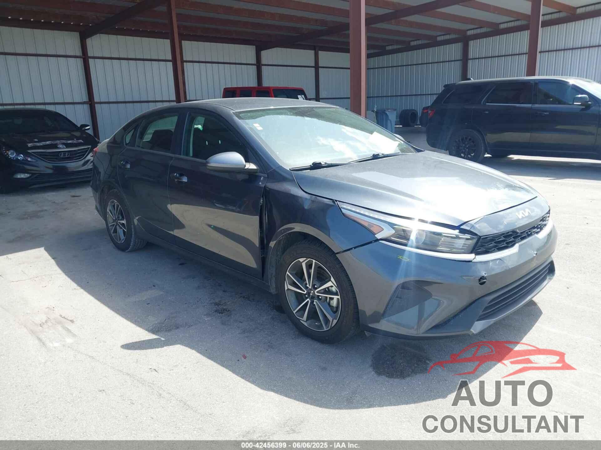 KIA FORTE 2023 - 3KPF24AD4PE584949