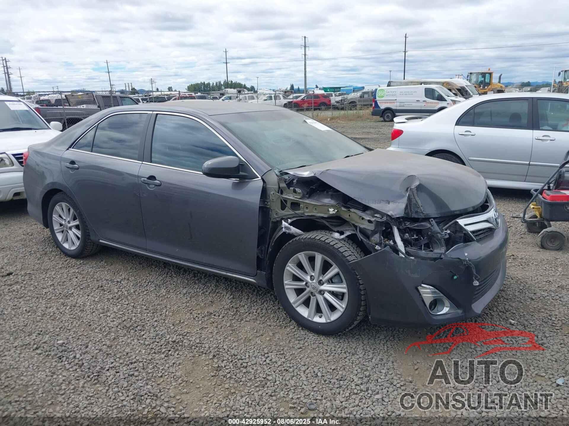 TOYOTA CAMRY HYBRID 2014 - 4T1BD1FK5EU136812