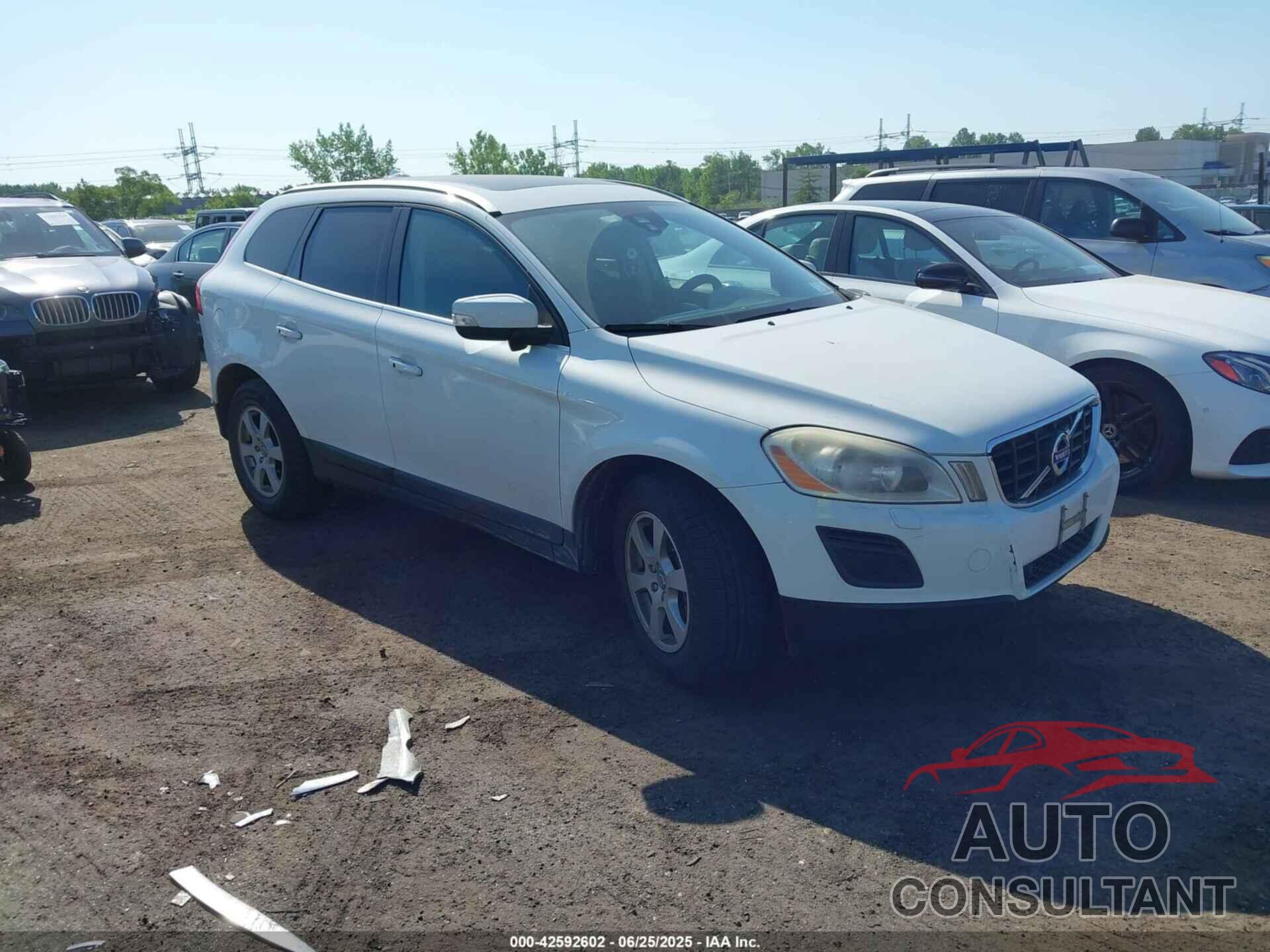 VOLVO XC60 2012 - YV4952DZ4C2262882