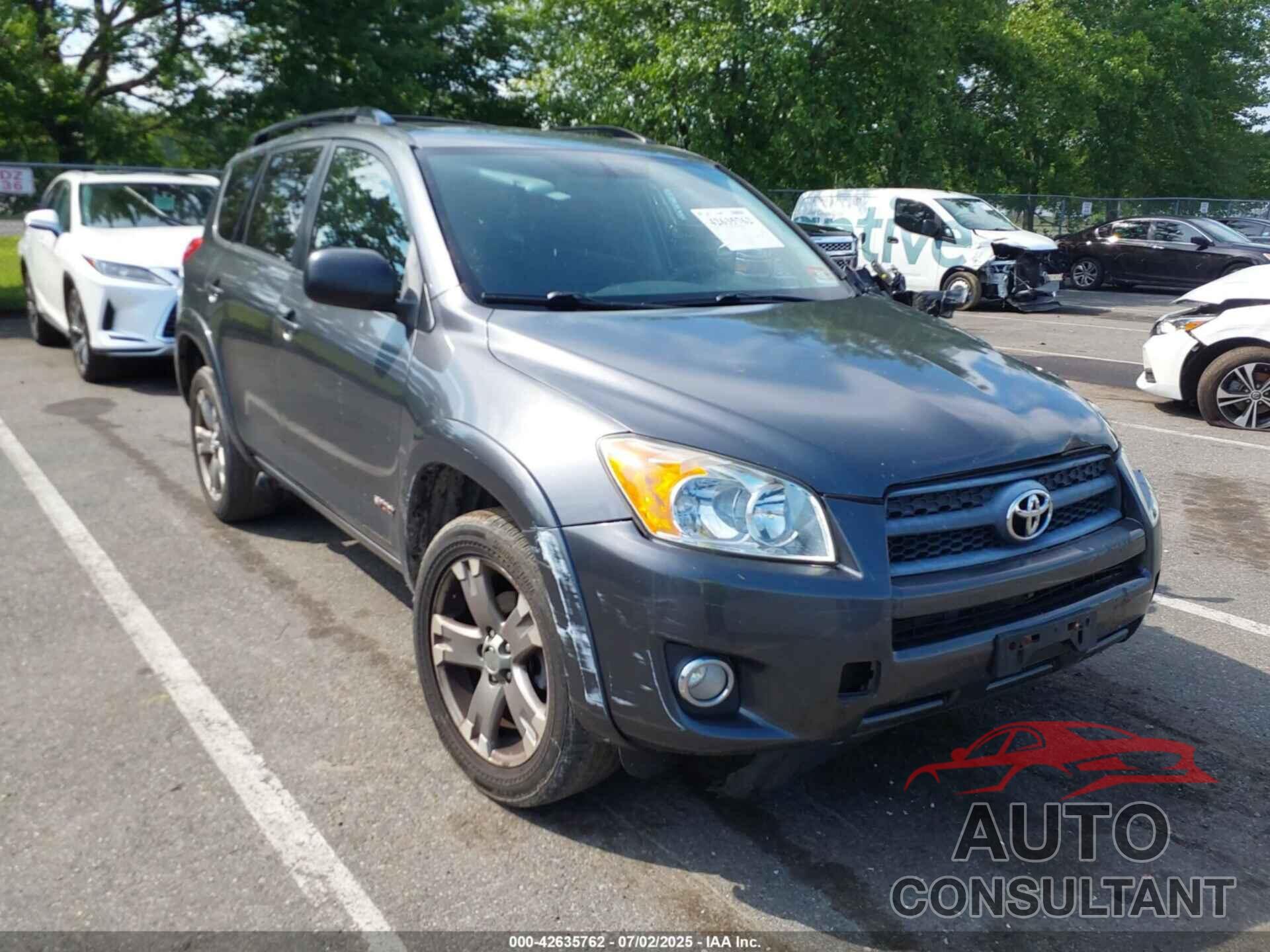 TOYOTA RAV4 2011 - JTMRK4DVXB5099592