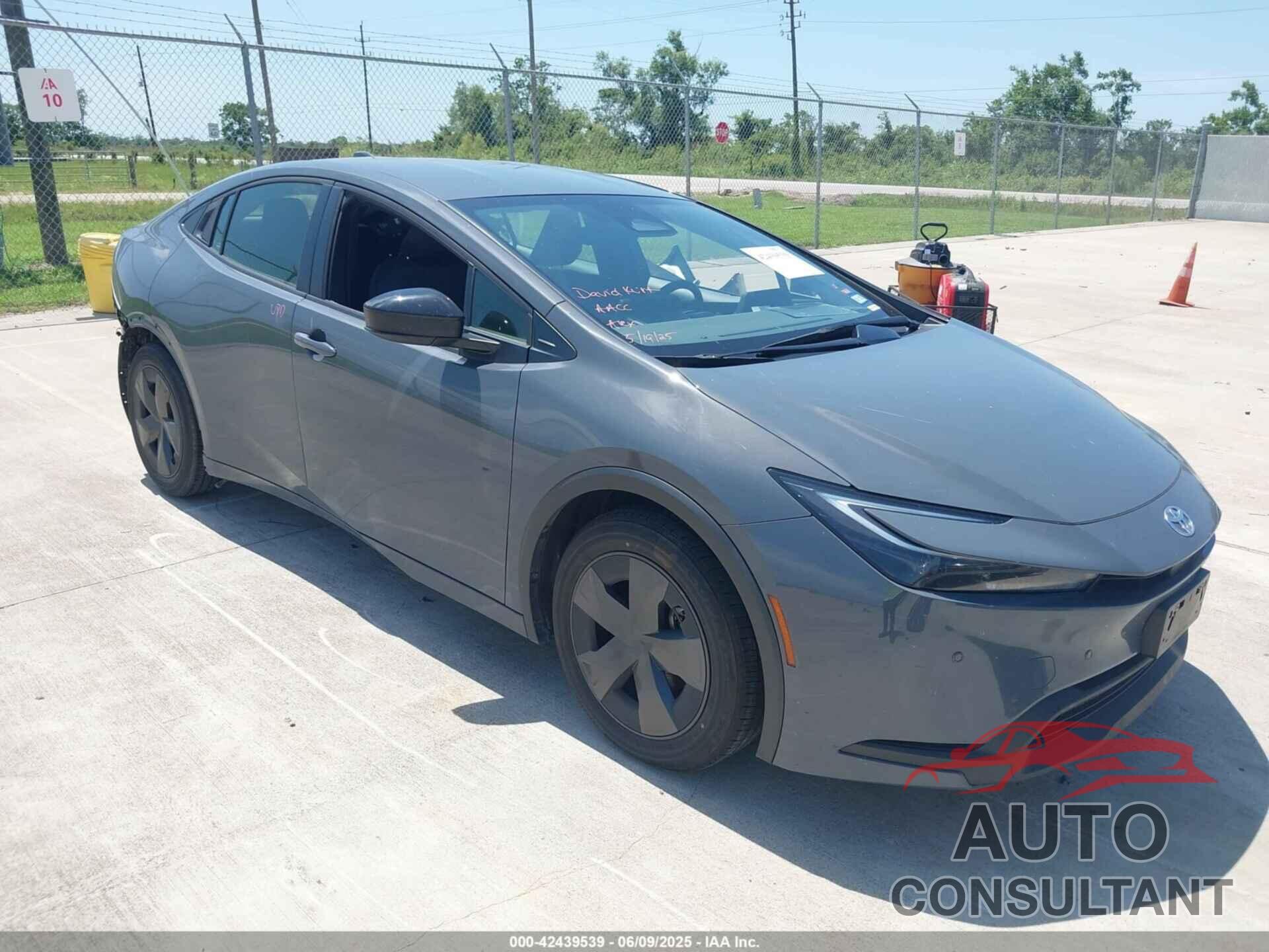 TOYOTA PRIUS 2023 - JTDACAAUXP3008831