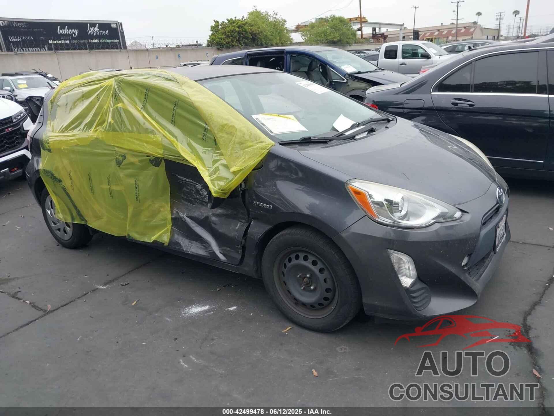 TOYOTA PRIUS C 2016 - JTDKDTB37G1130058