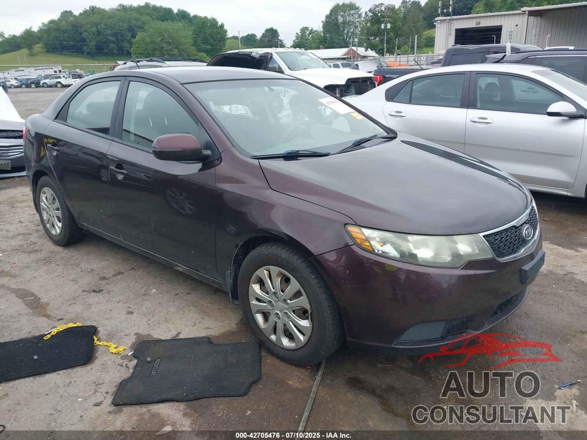 KIA FORTE 2011 - KNAFU4A23B5366530