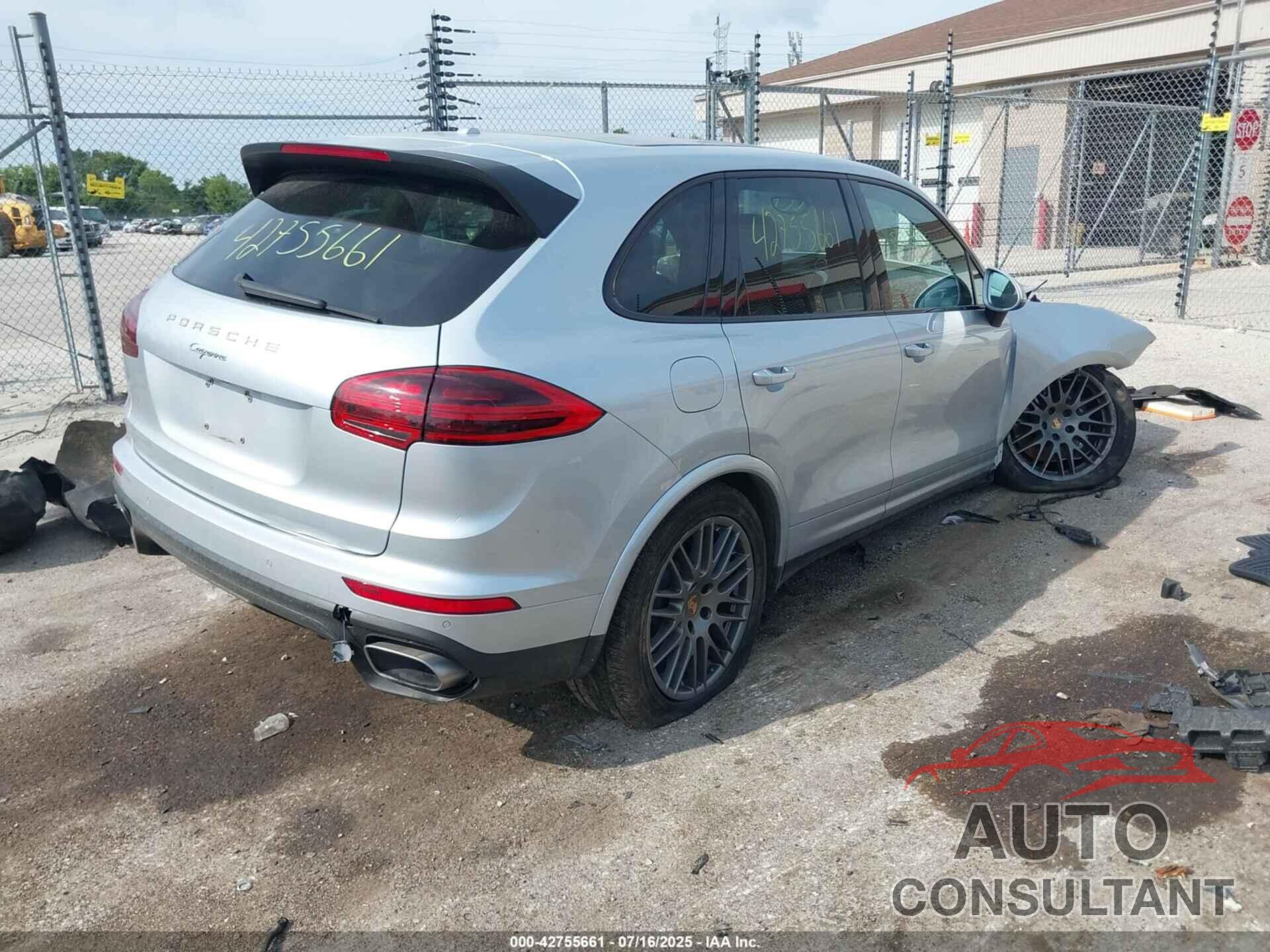 PORSCHE CAYENNE 2017 - WP1AA2A2XHKA84758
