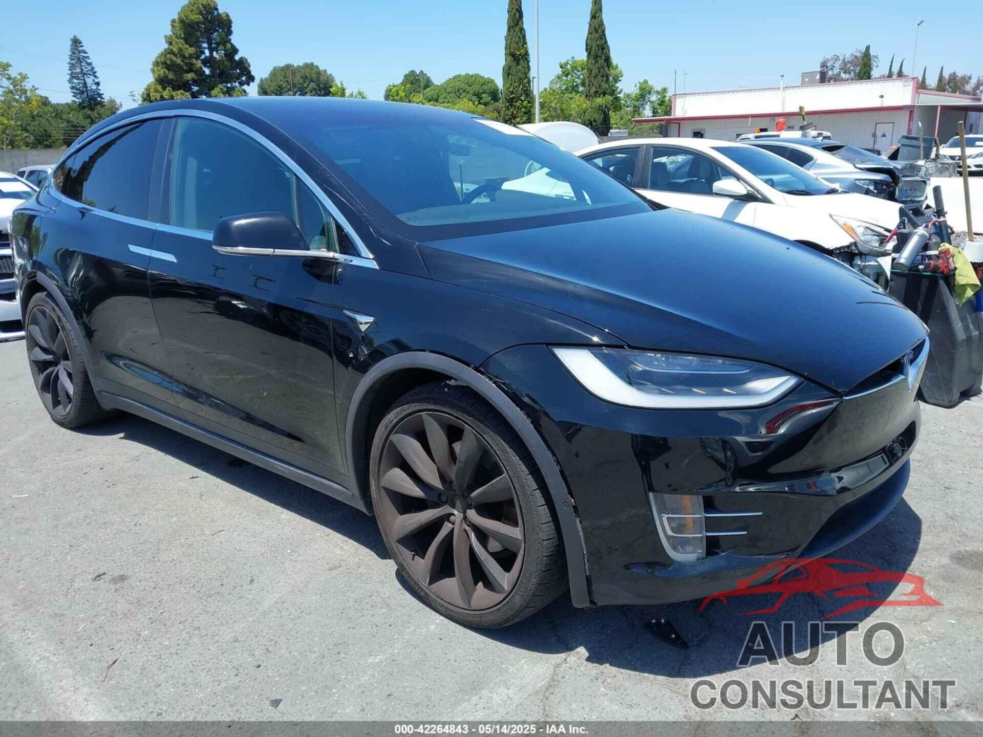 TESLA MODEL X 2019 - 5YJXCDE23KF141849