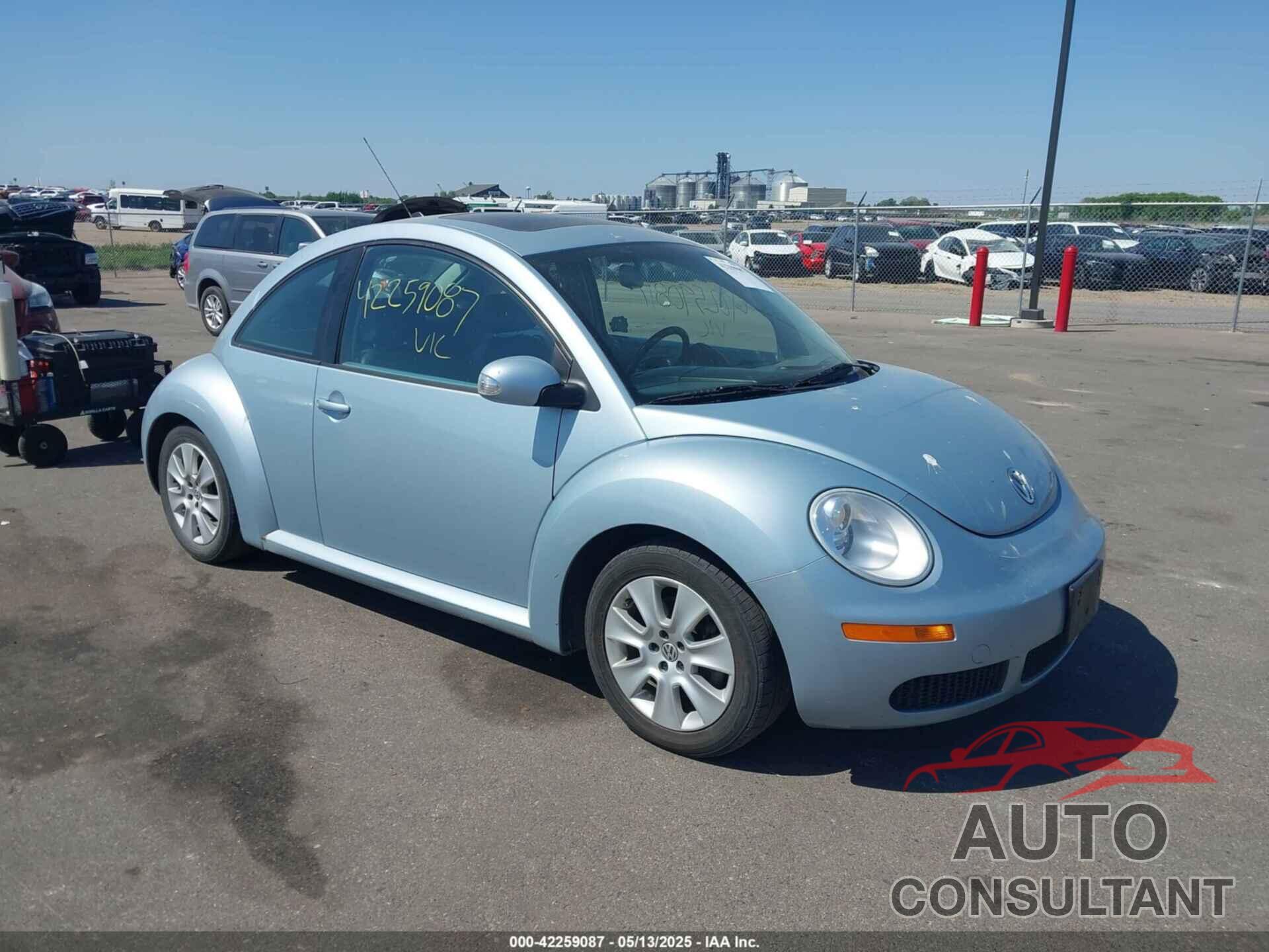 VOLKSWAGEN NEW BEETLE 2009 - 3VWRW31C09M504152
